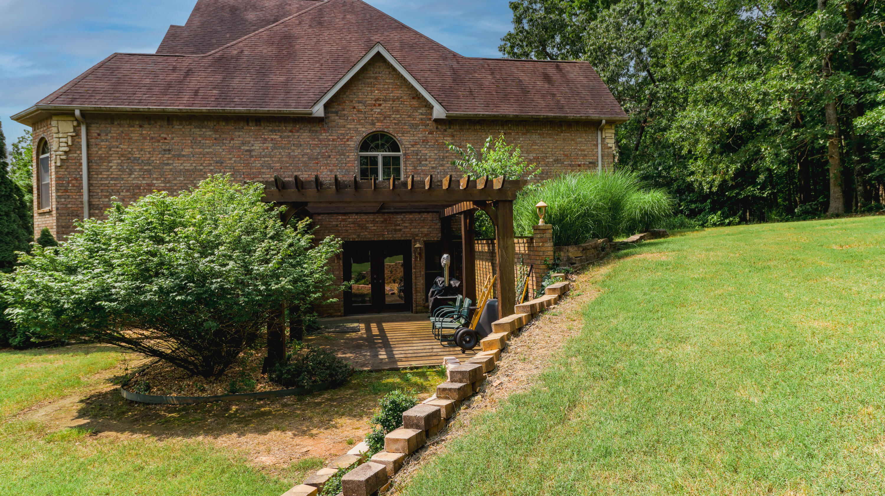 property viewer photo 45