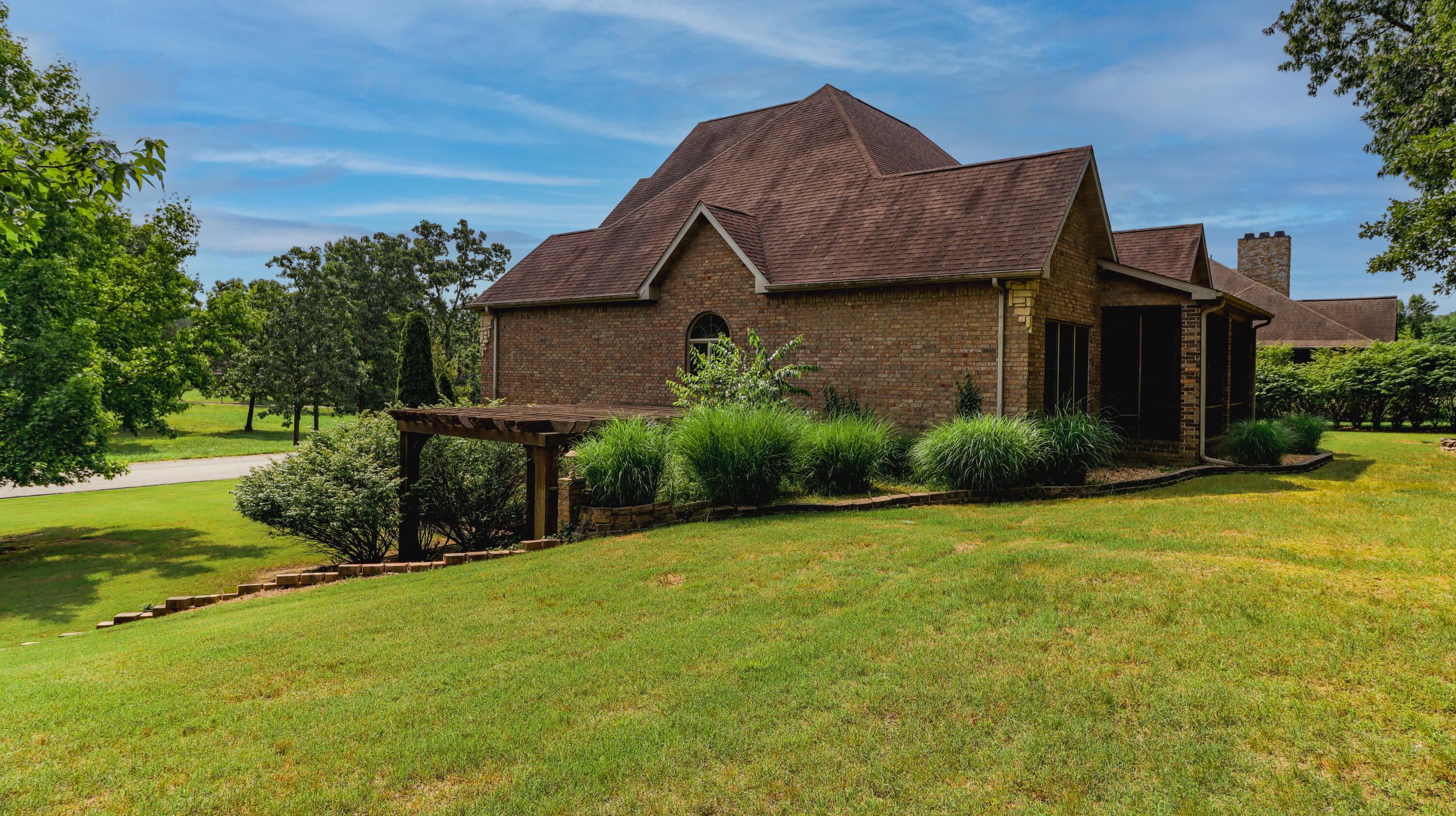 property viewer photo 46