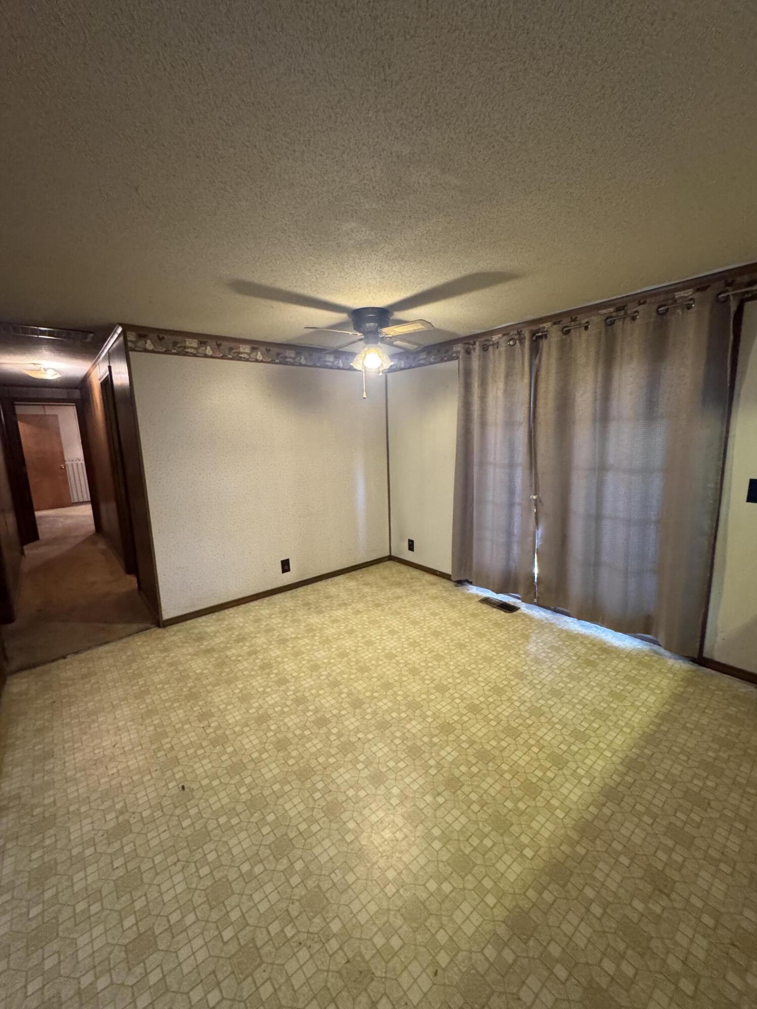 property viewer photo 19