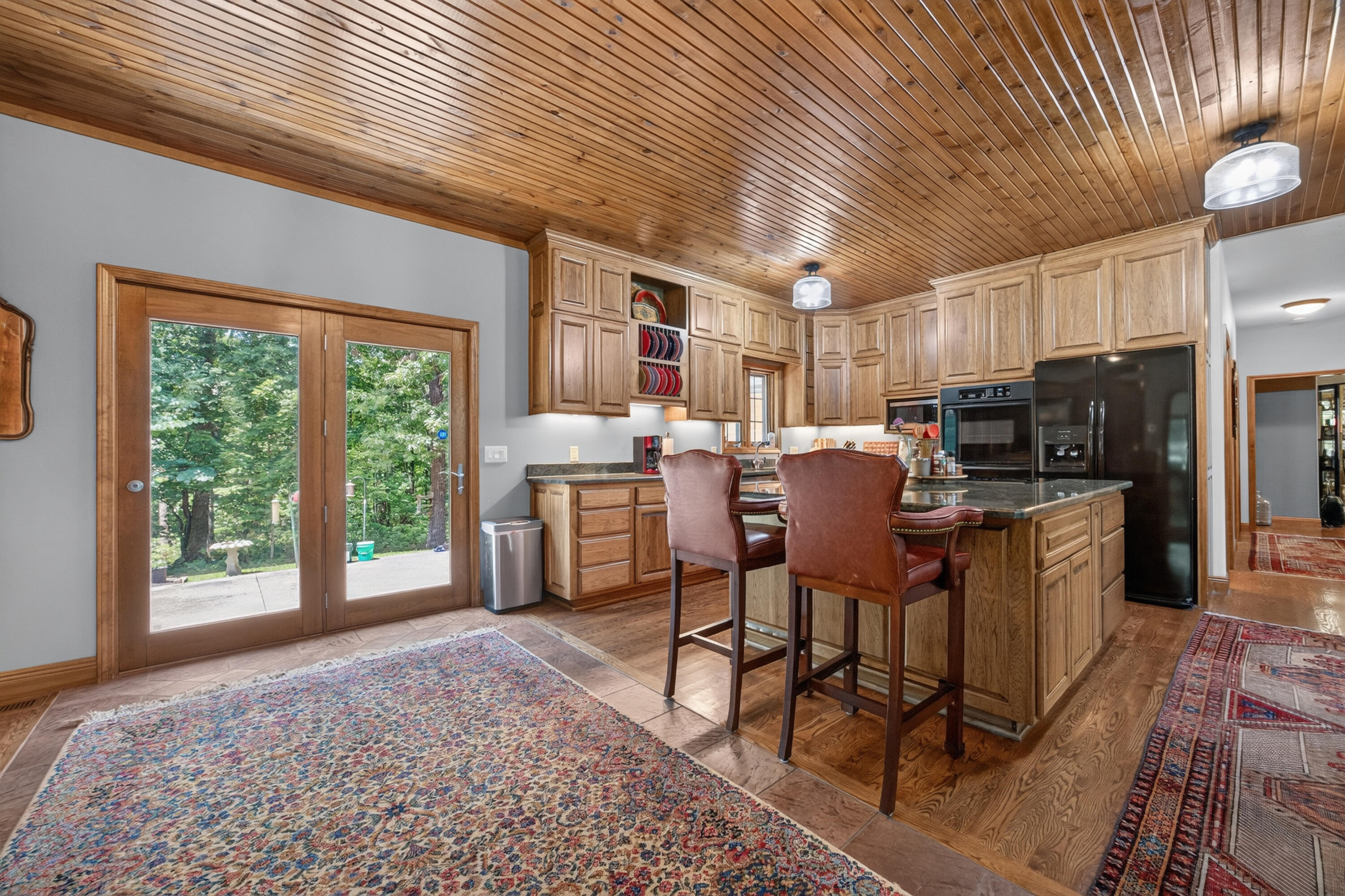 main property photo 17