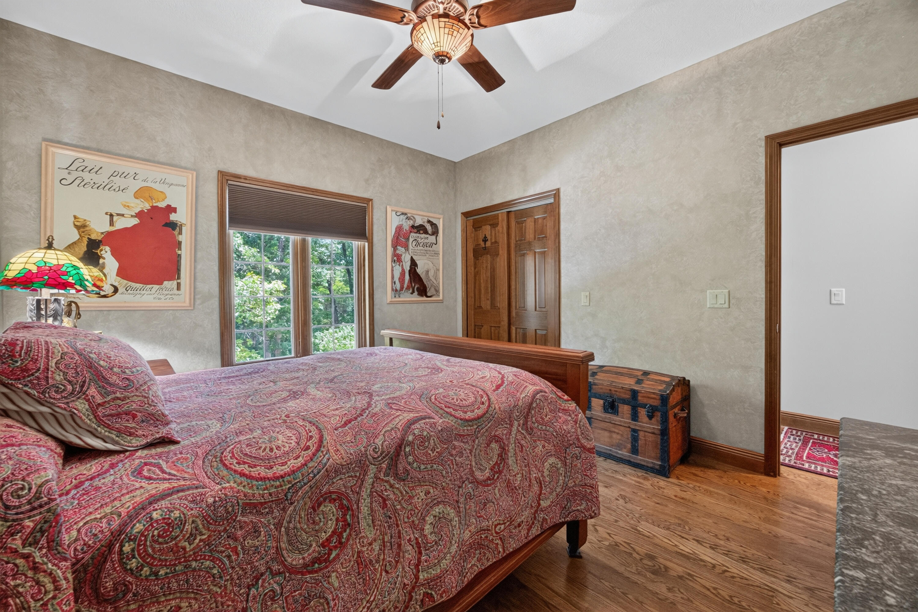 main property photo 25