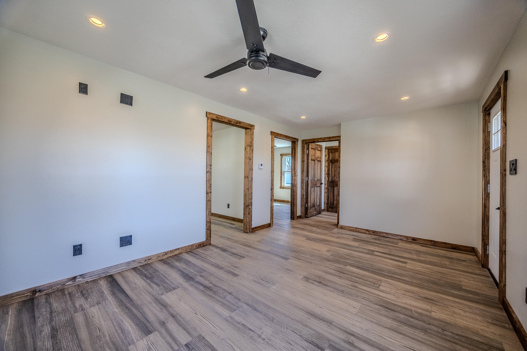 property viewer photo 5