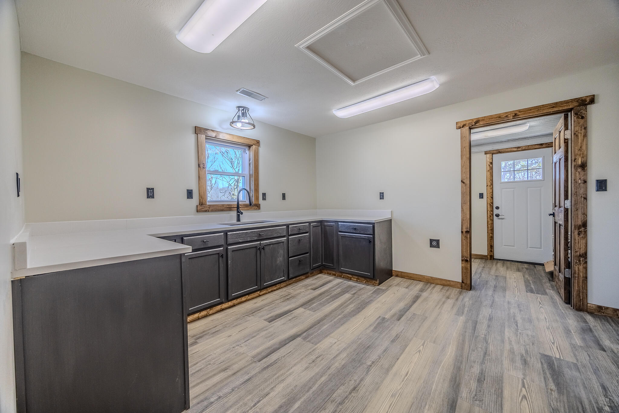 property viewer photo 8