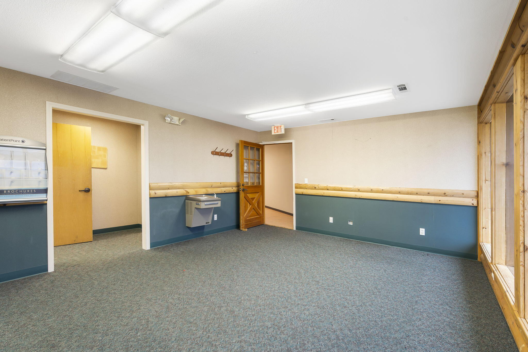main property photo 30