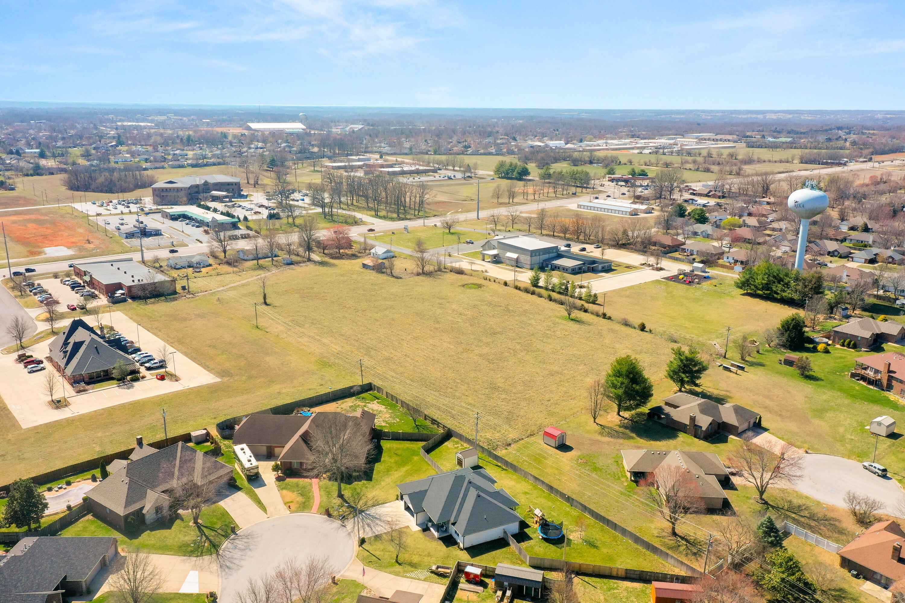 main property photo 5