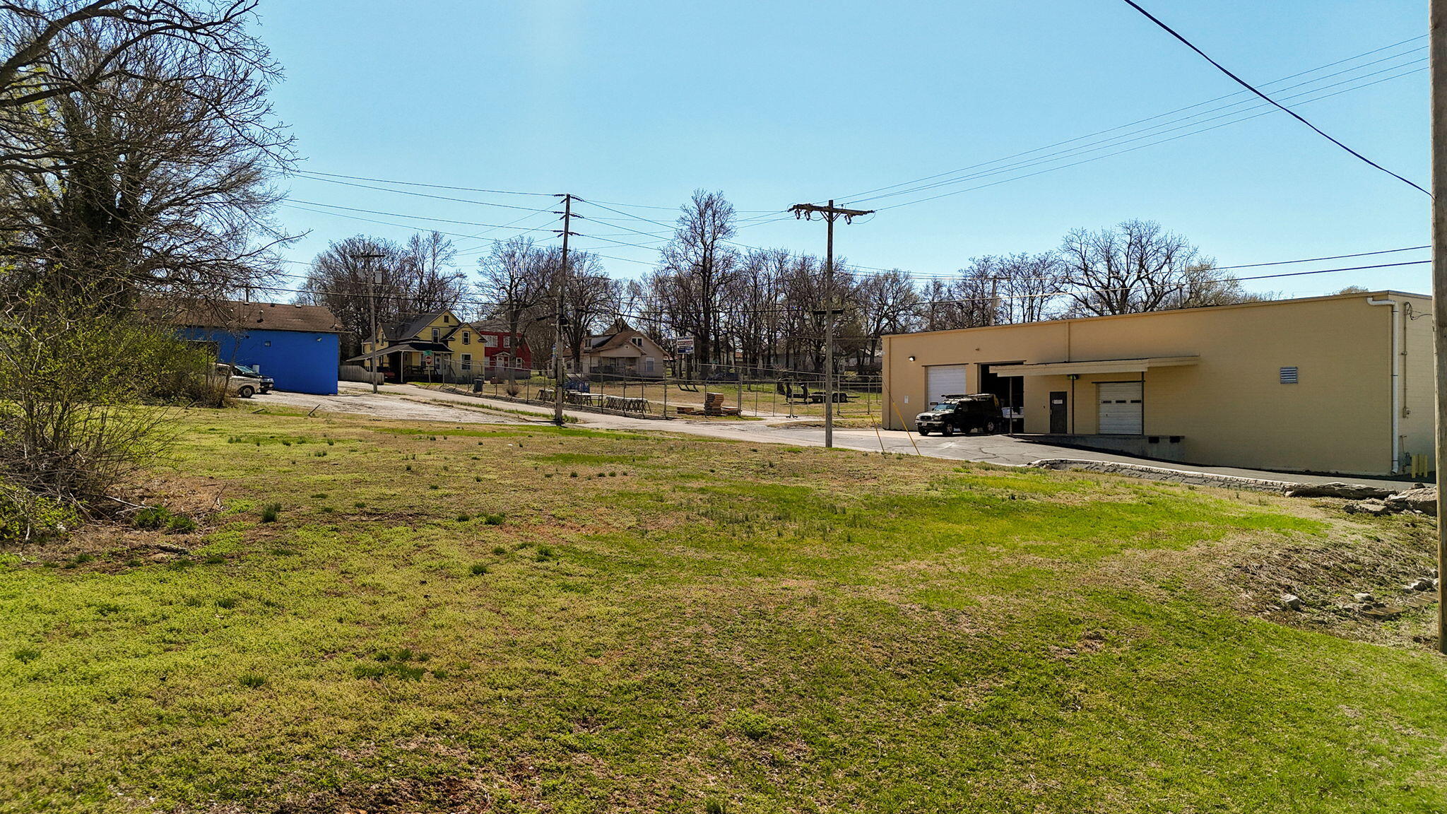 main property photo 8