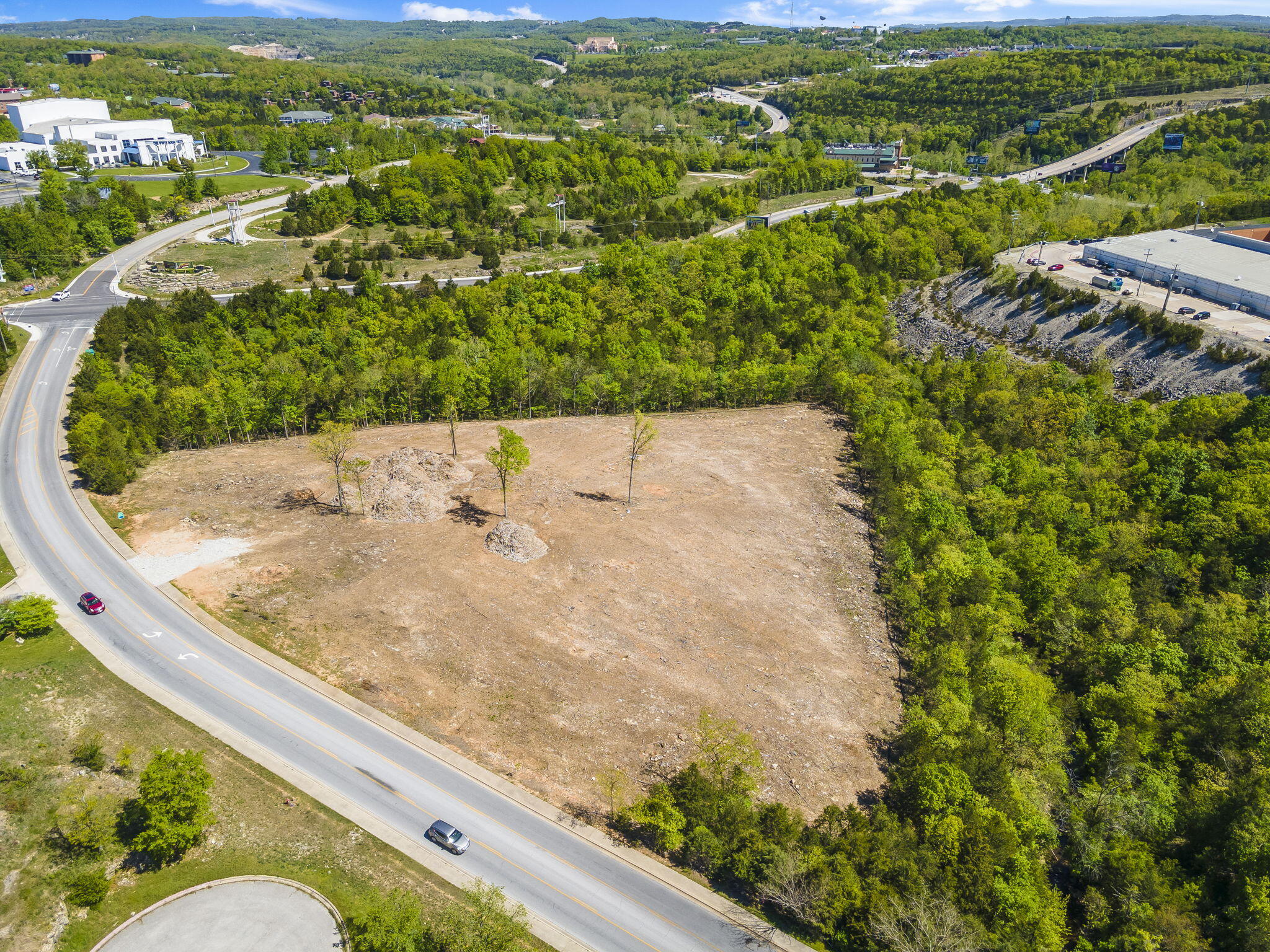 main property photo 14