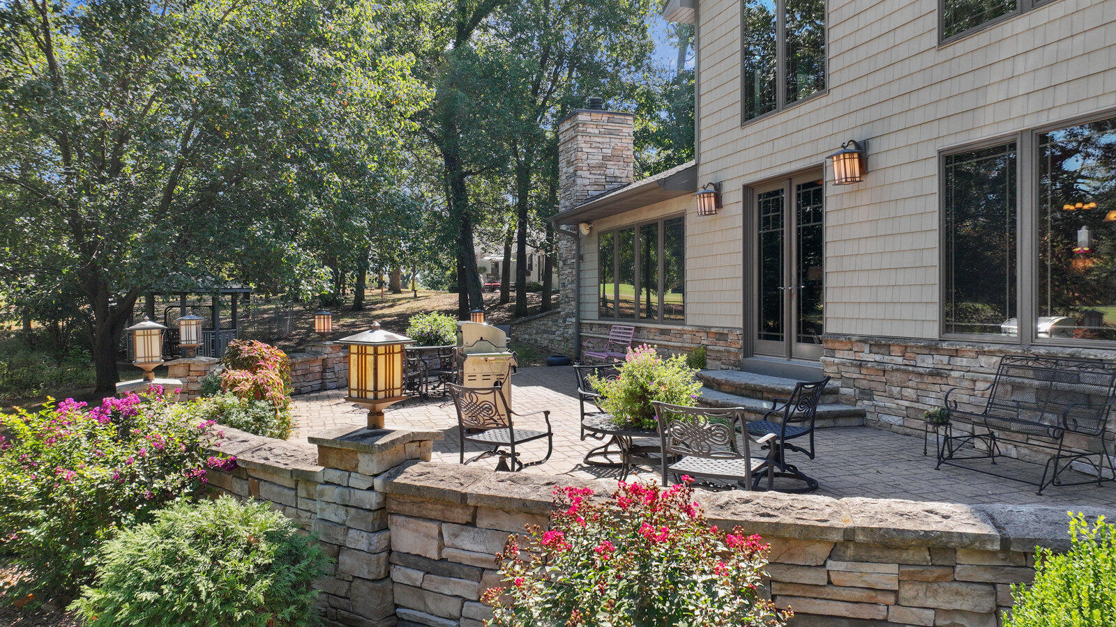 main property photo 94