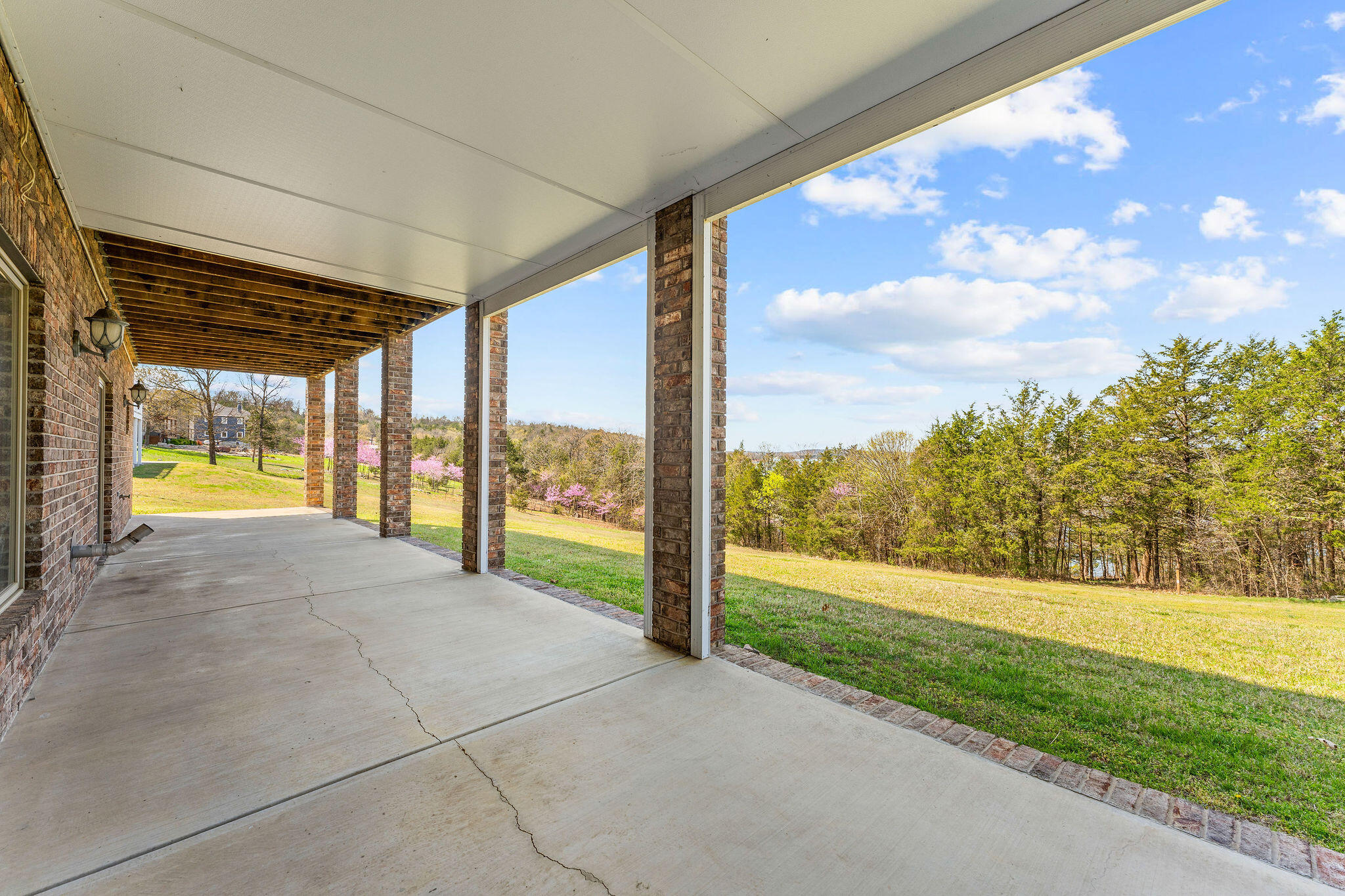 main property photo 50