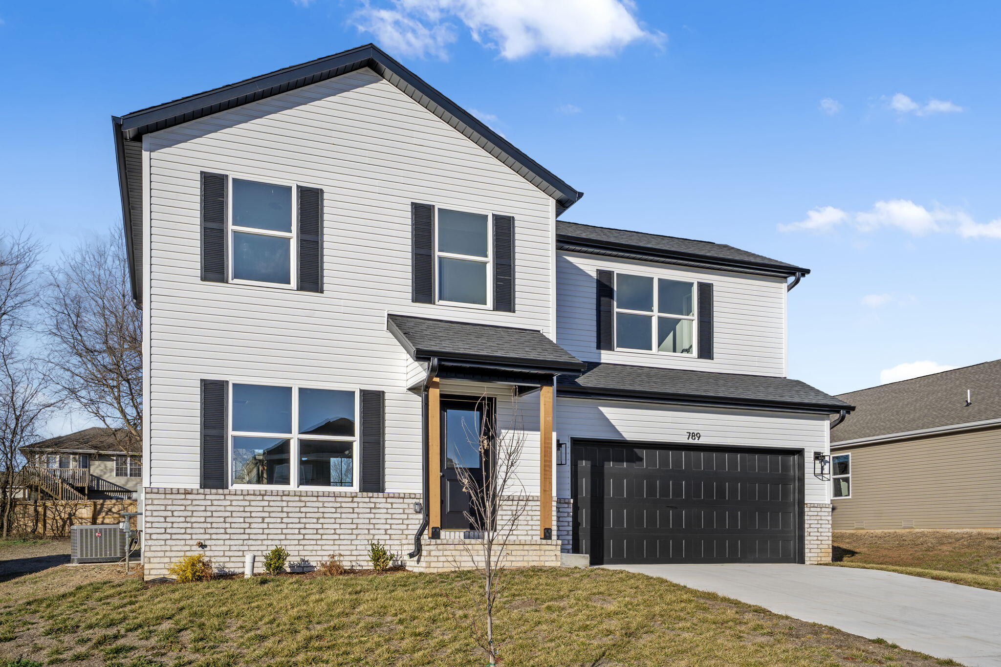 main property photo 0