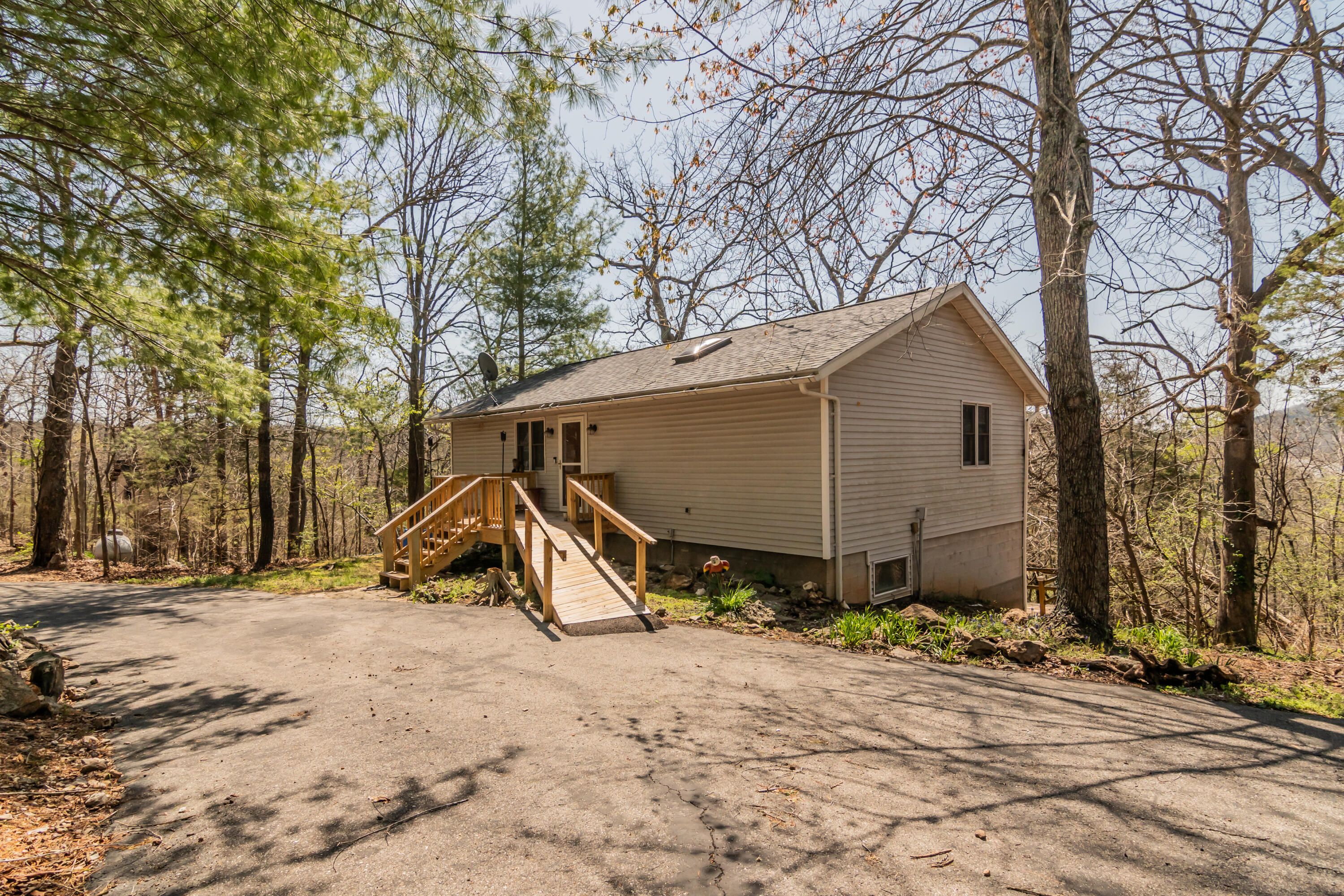 property viewer photo 44
