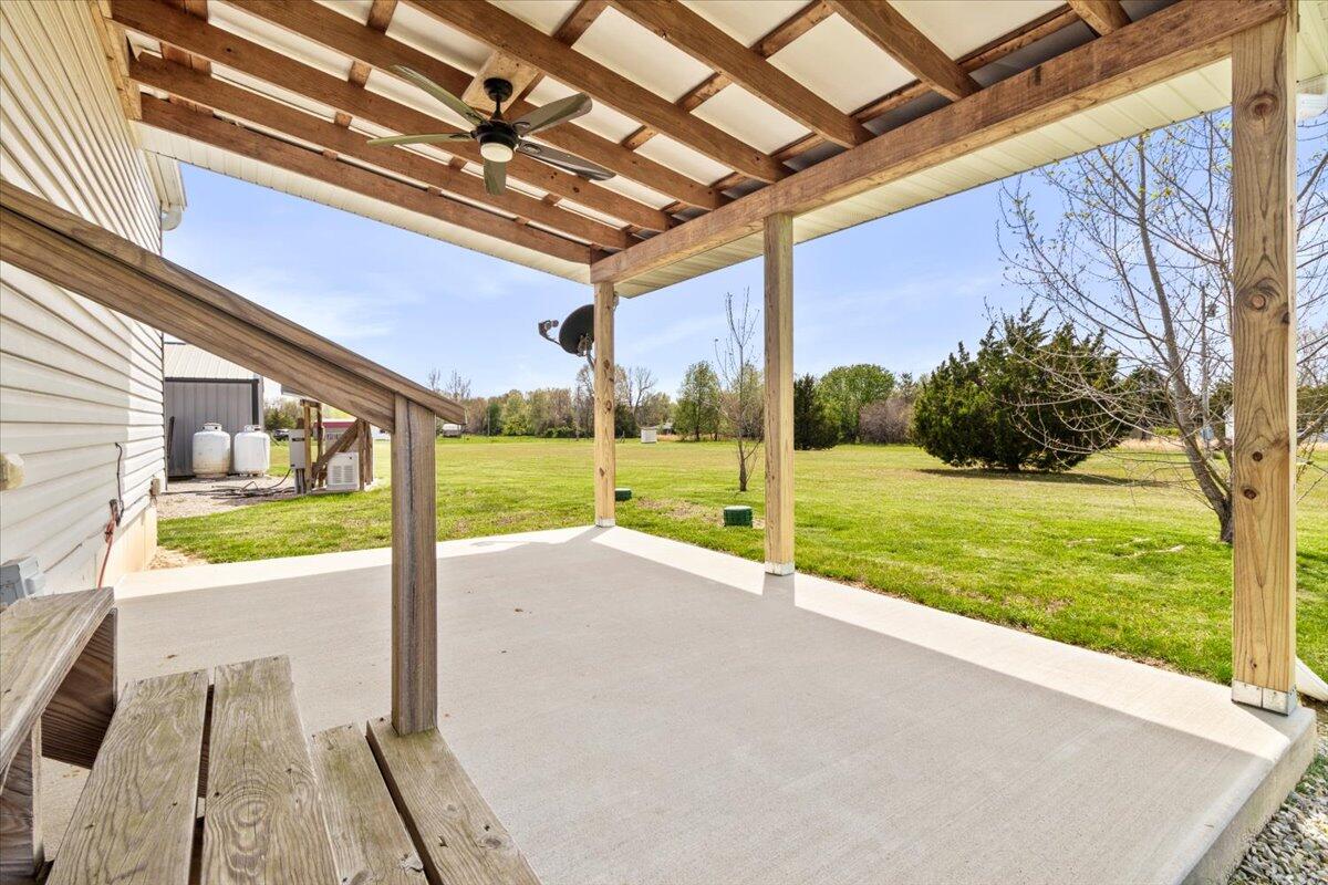 property viewer photo 16