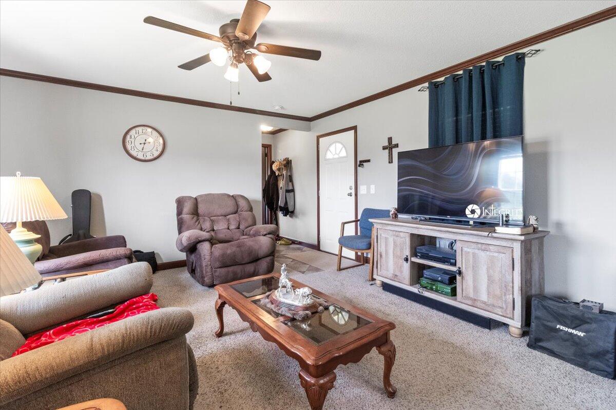 property viewer photo 5