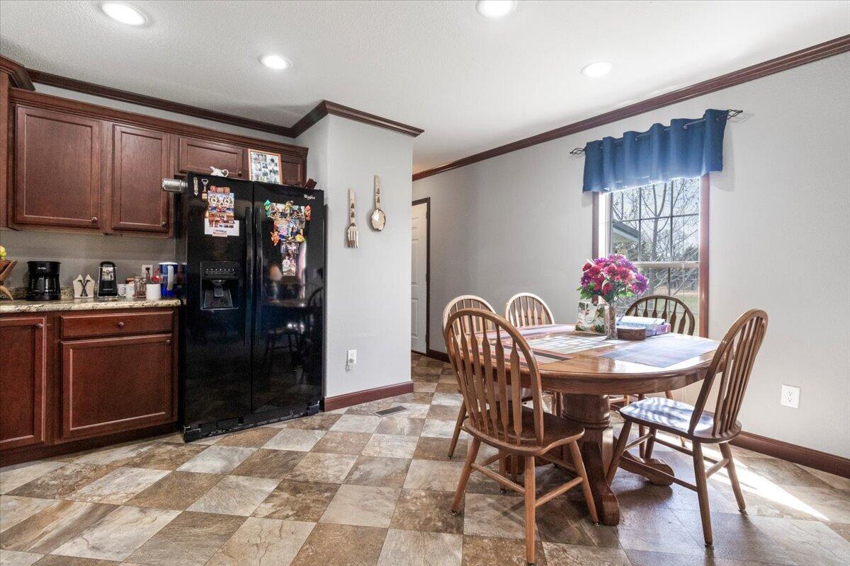 property viewer photo 6