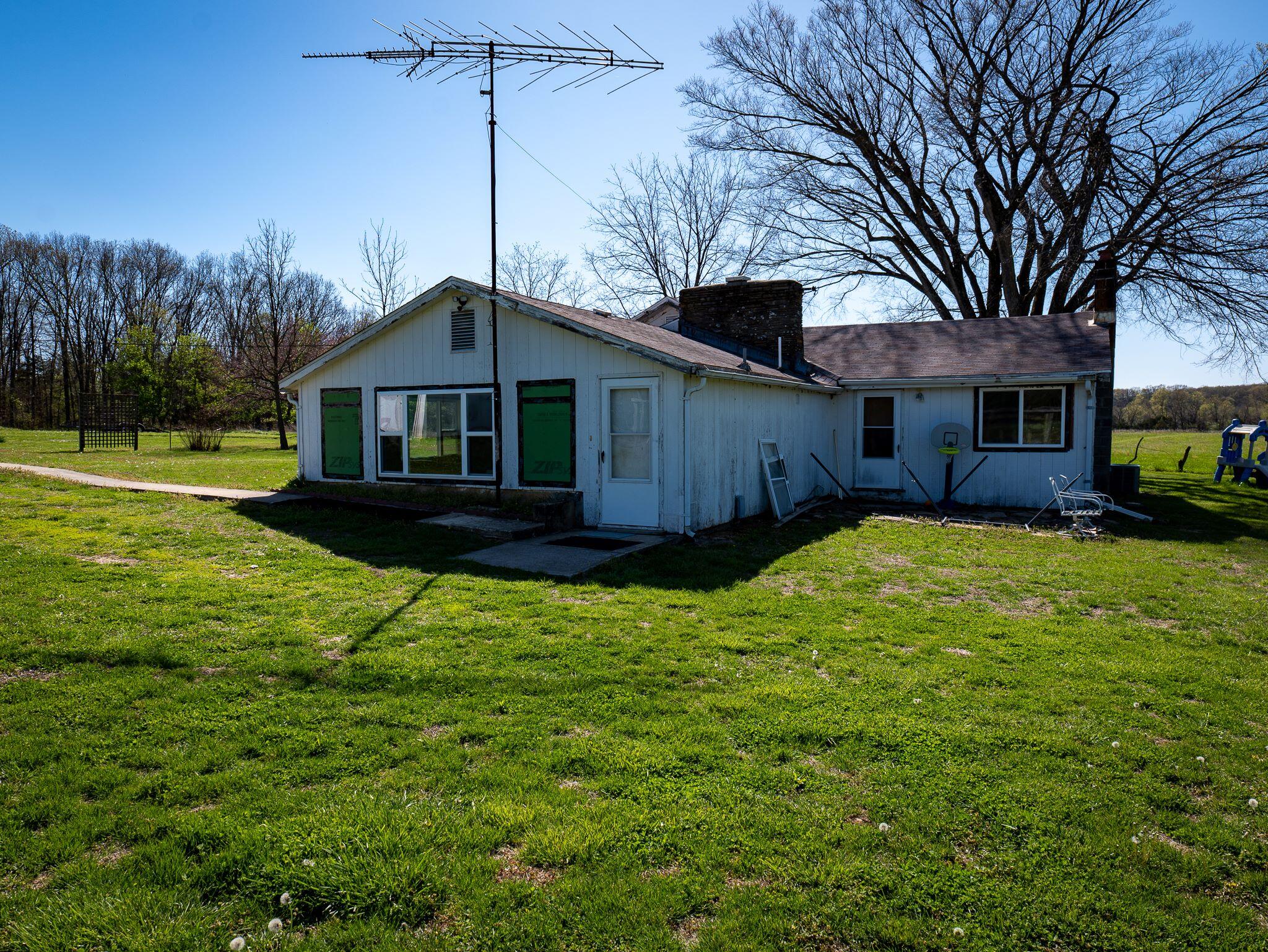 property viewer photo 35