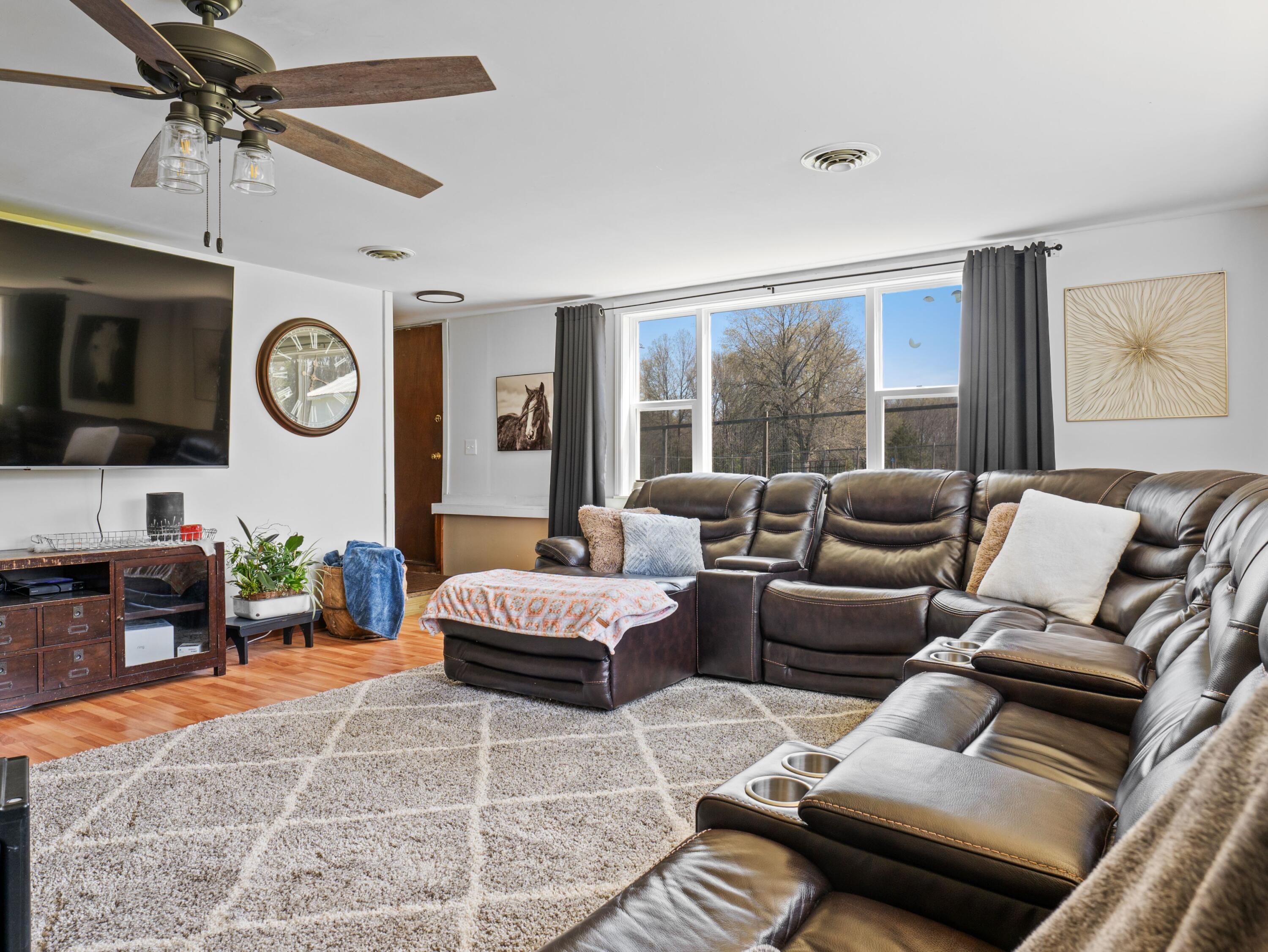 property viewer photo 39