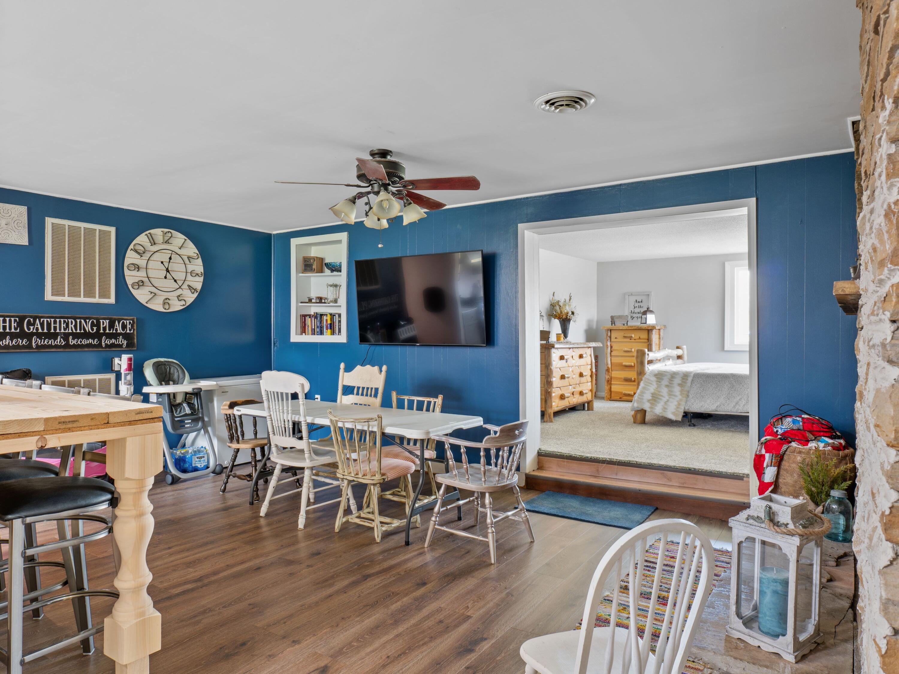 property viewer photo 42