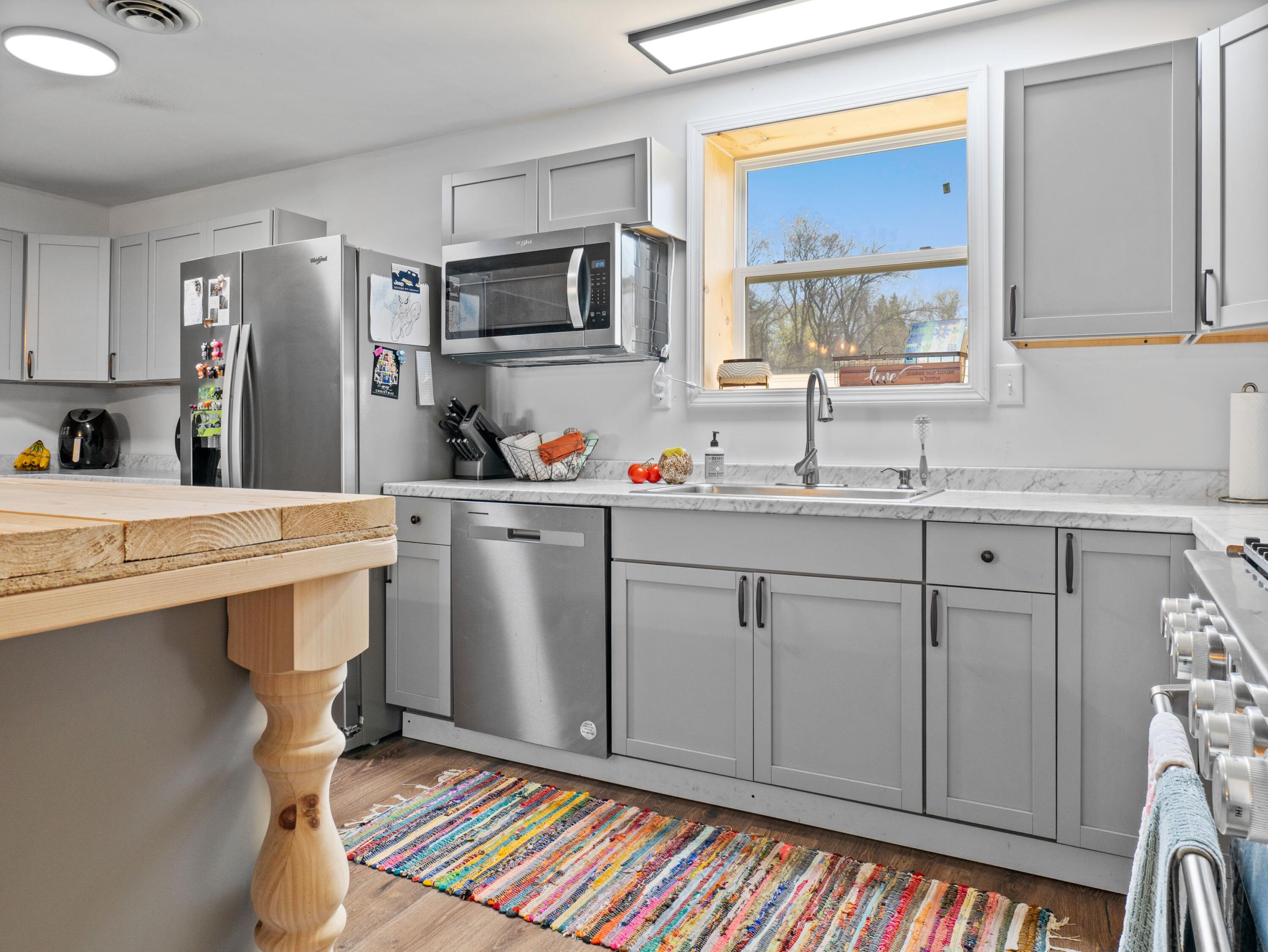 property viewer photo 44
