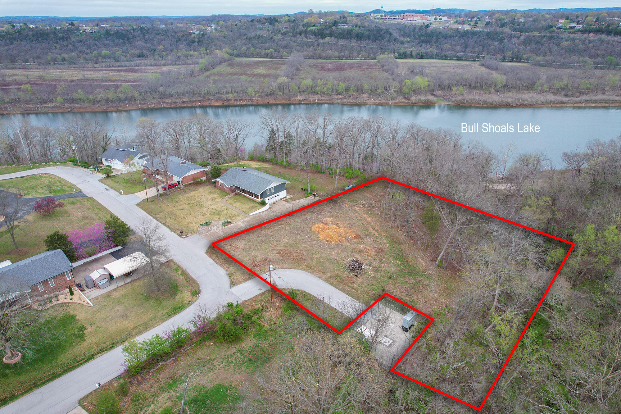 main property photo 10