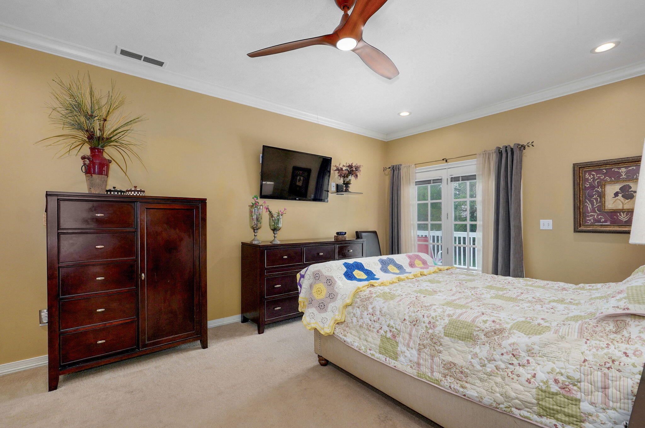 property viewer photo 35
