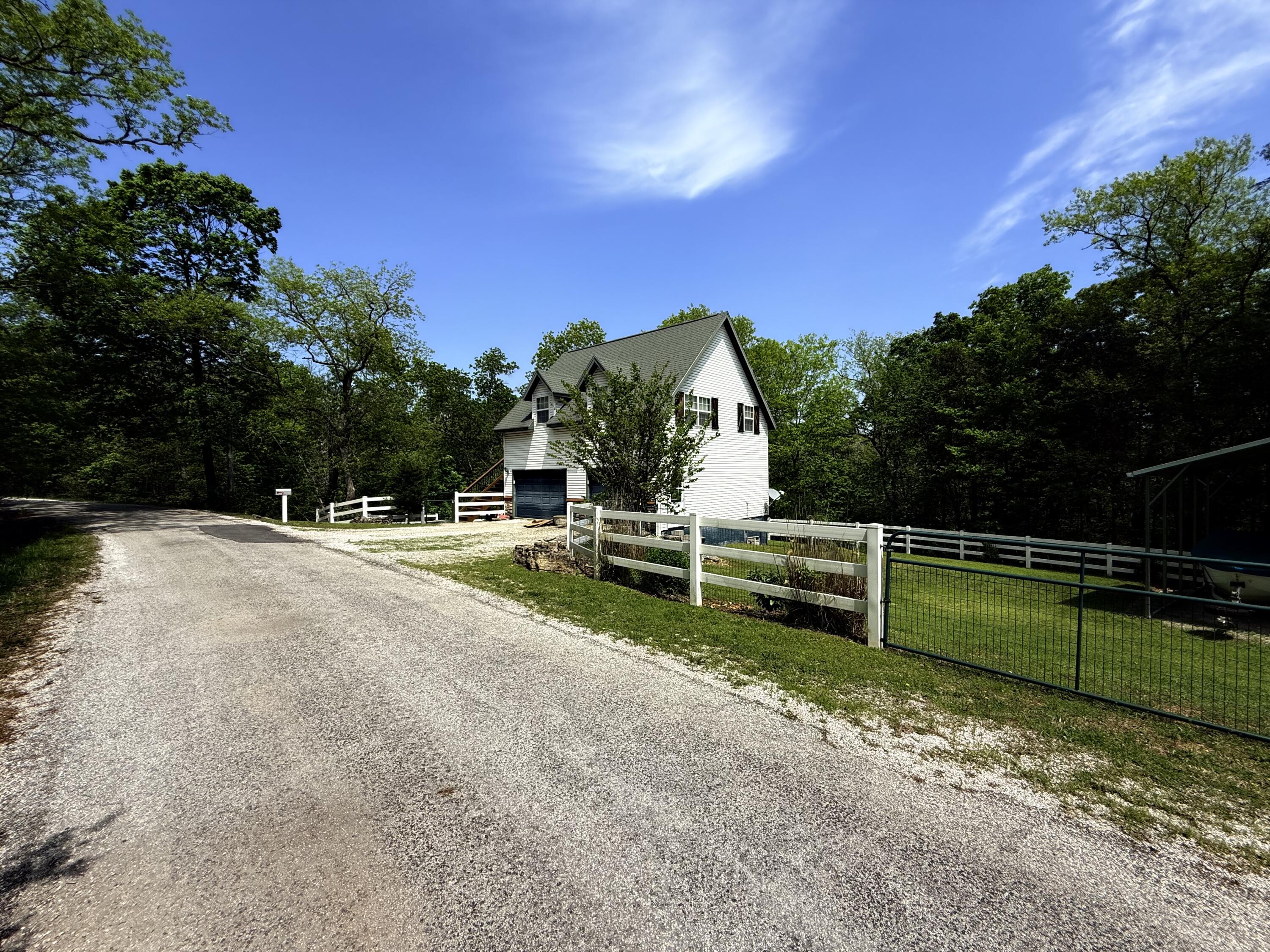 property viewer photo 18