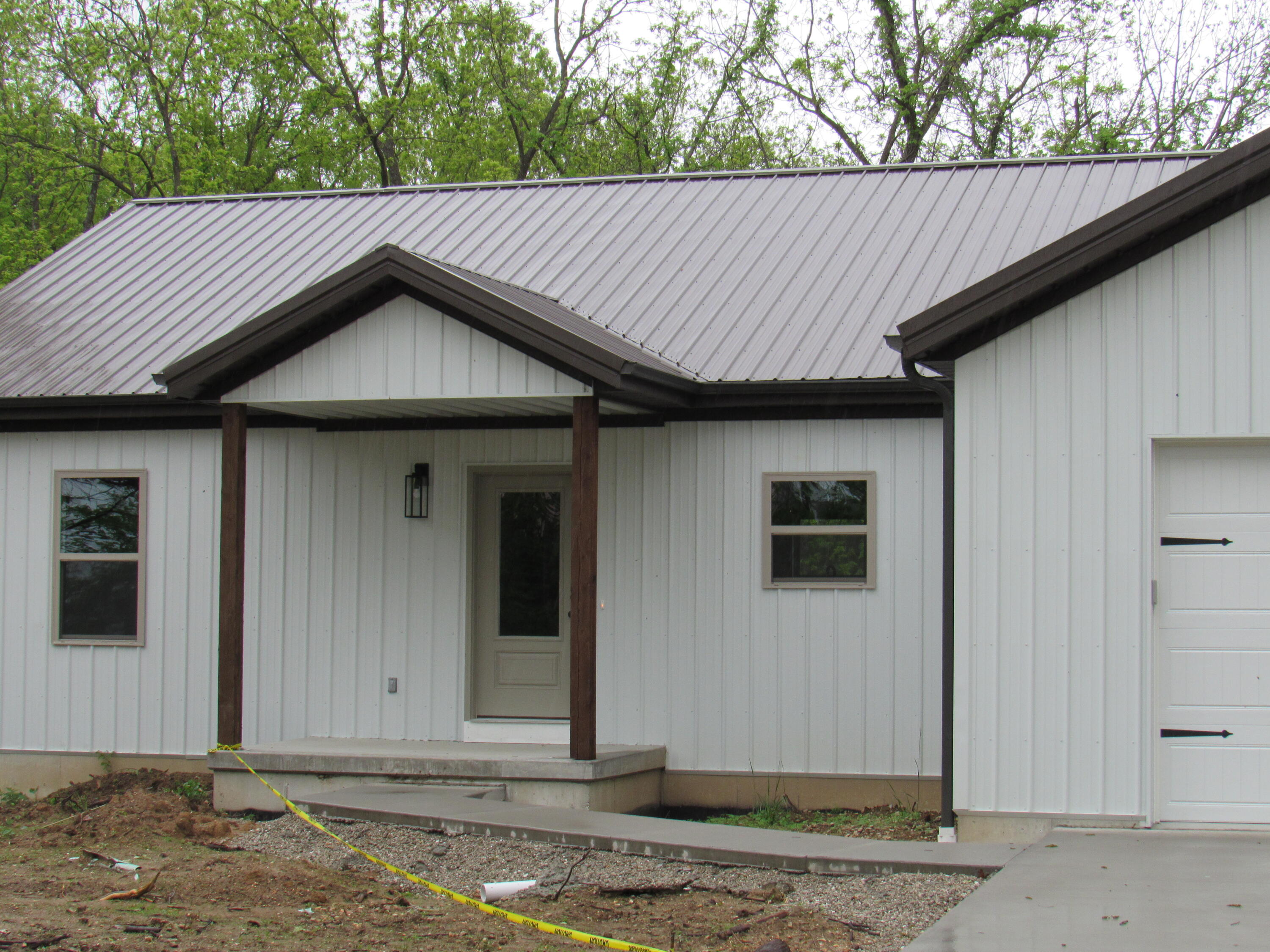 main property photo 0