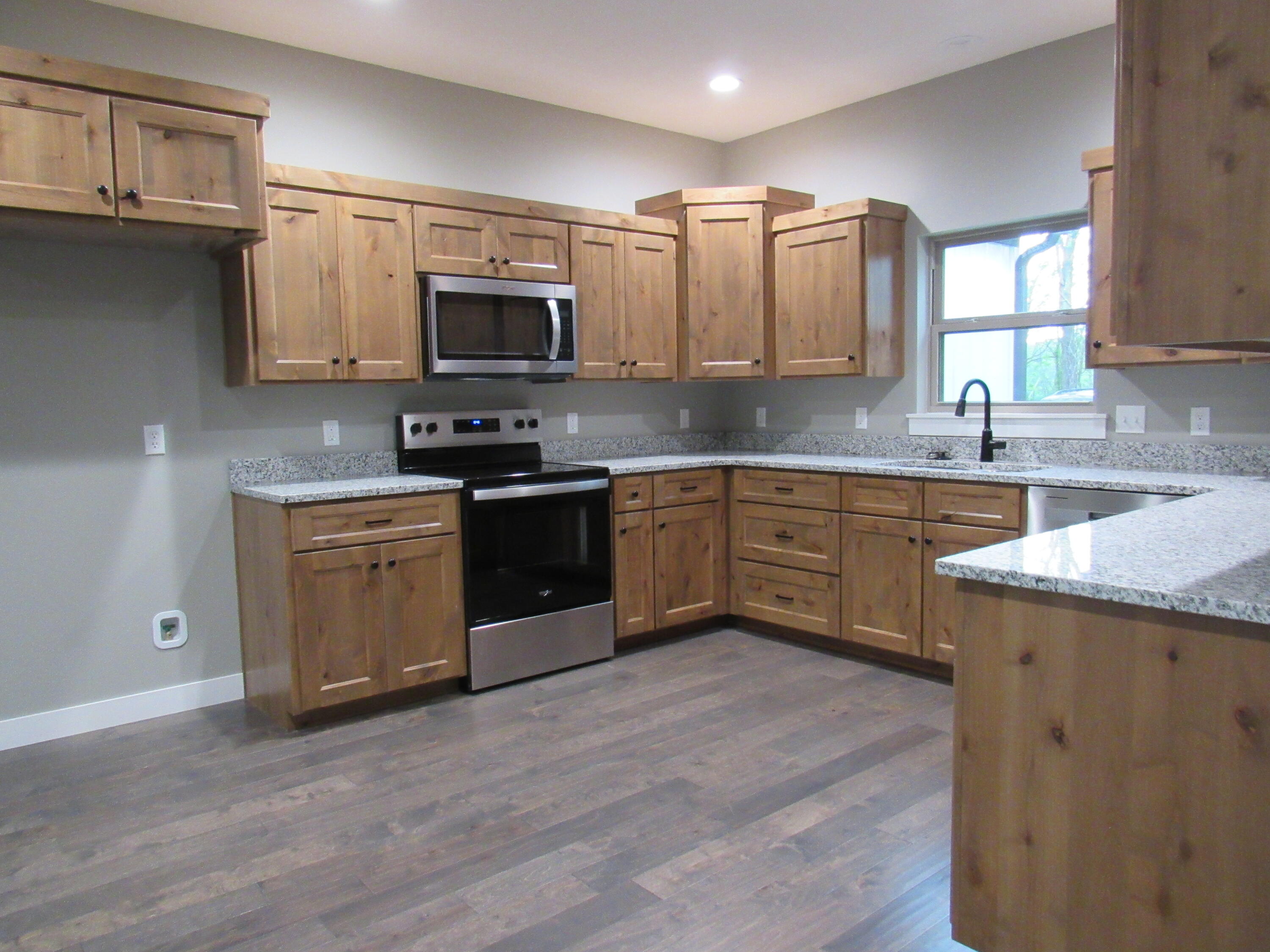 property viewer photo 18
