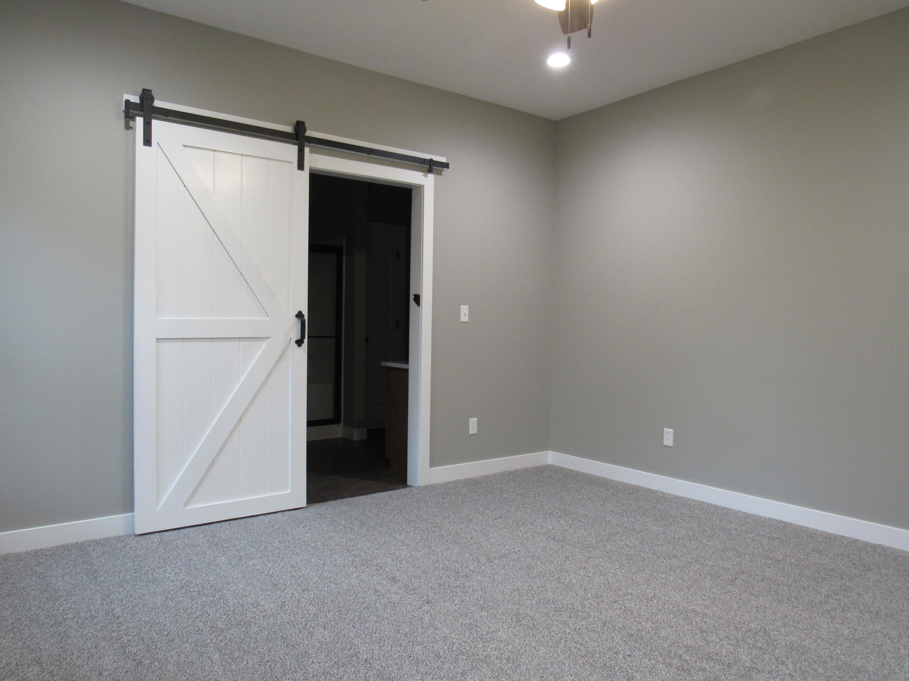 property viewer photo 21