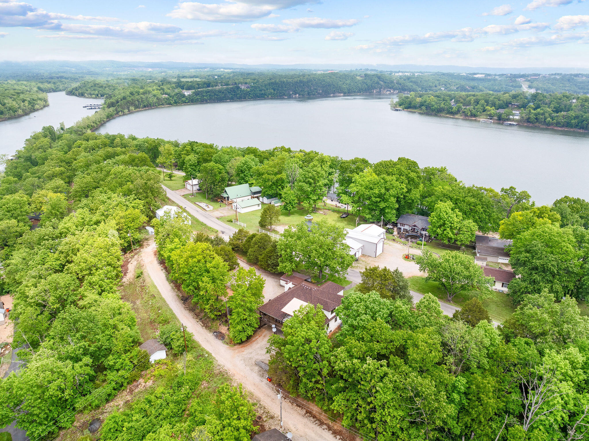 main property photo 6