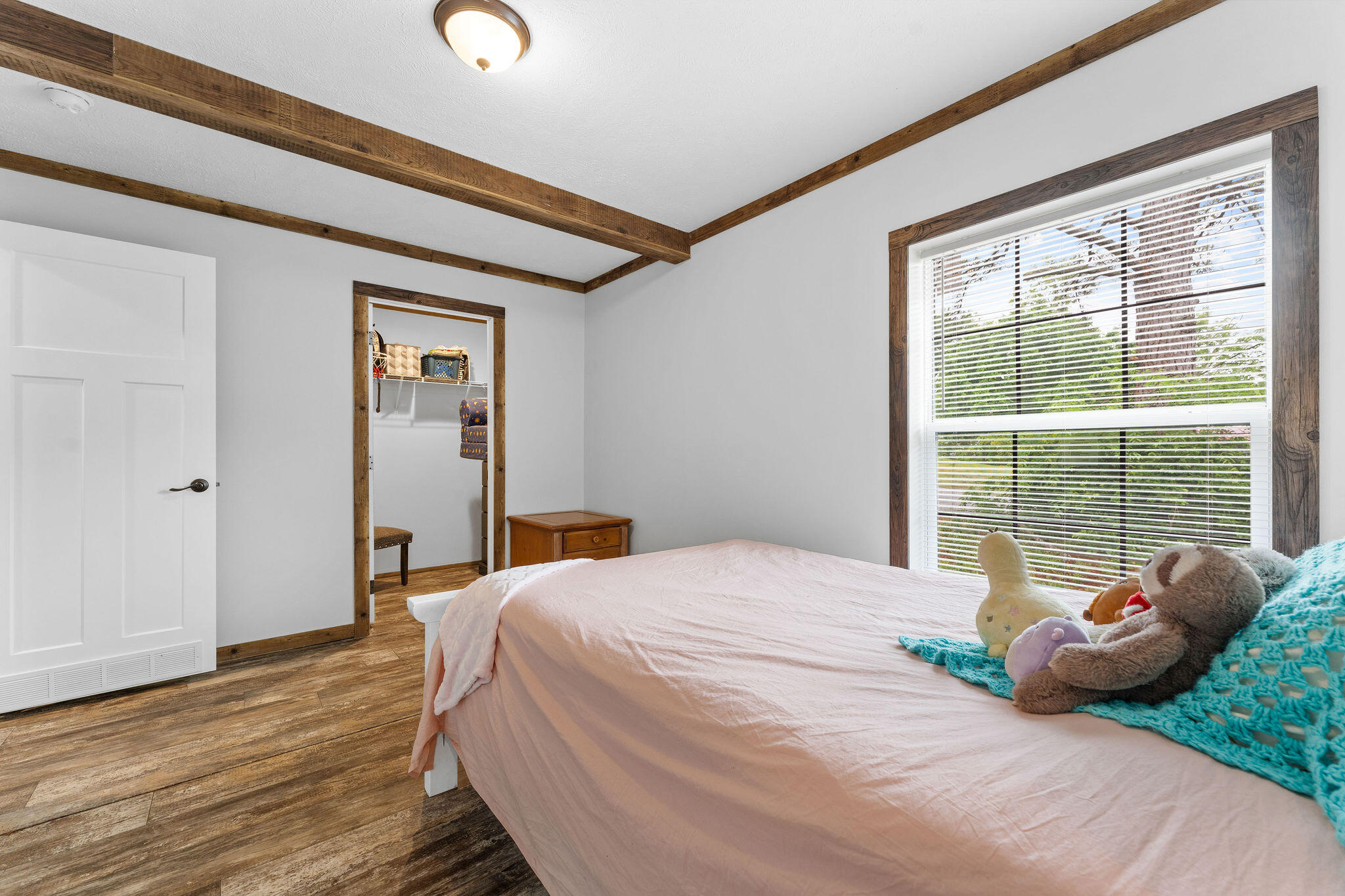 property viewer photo 24
