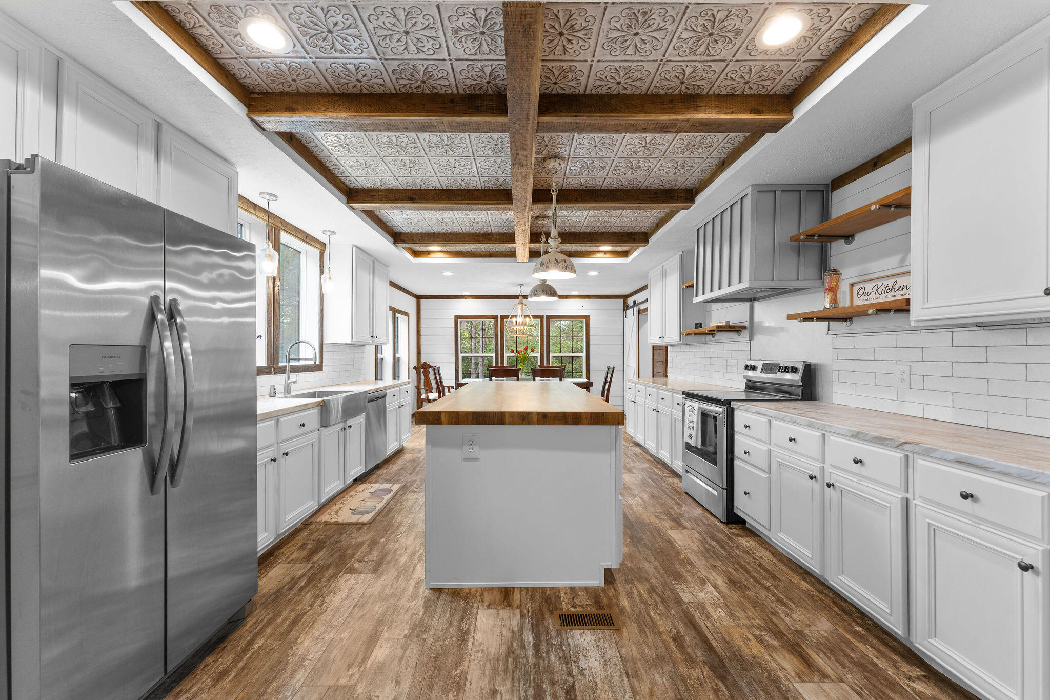 property viewer photo 4
