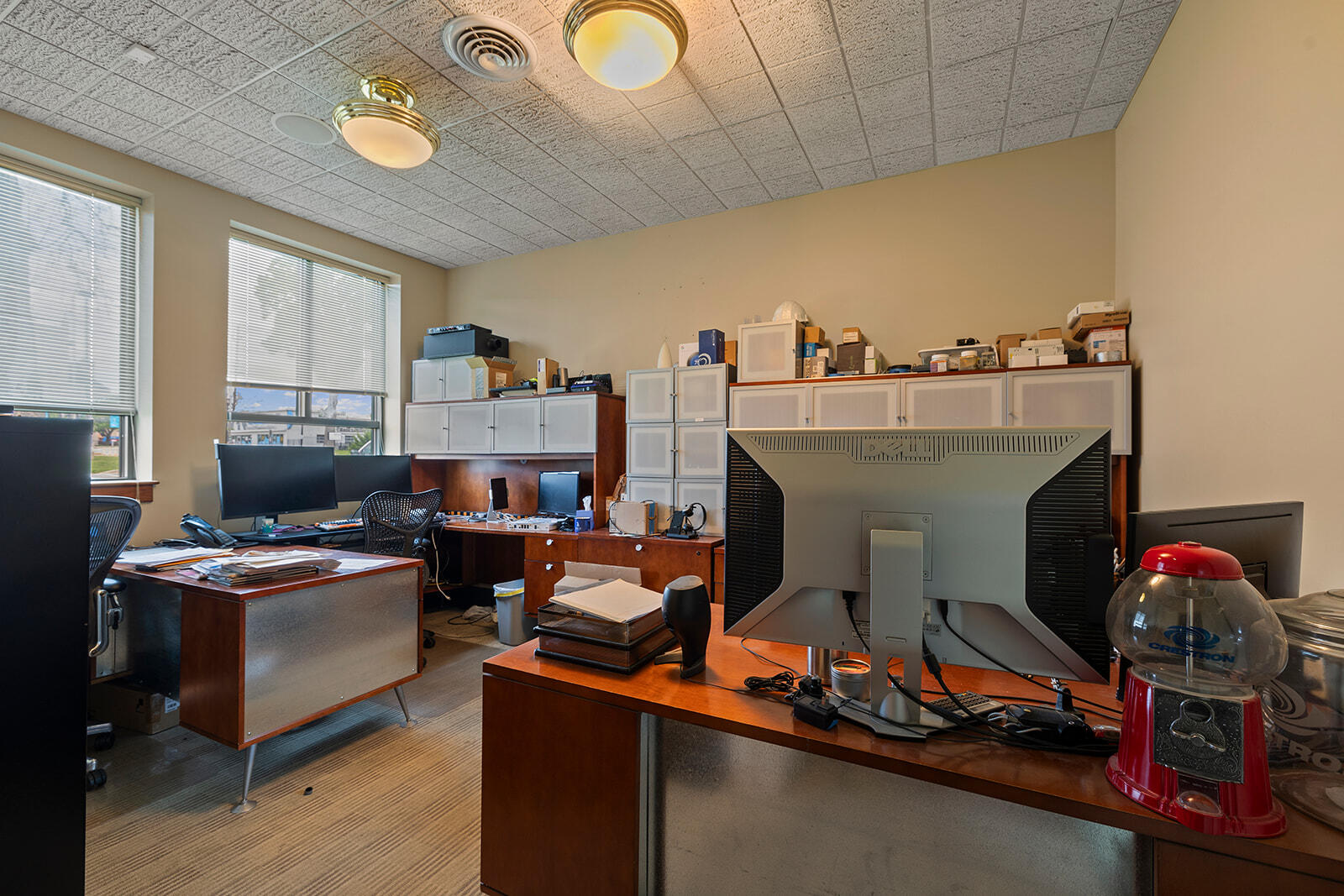 main property photo 28