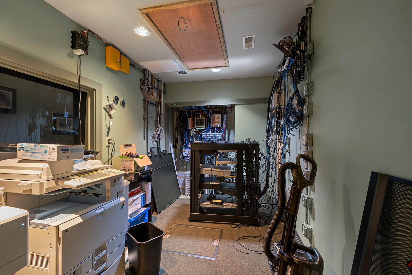 main property photo 30