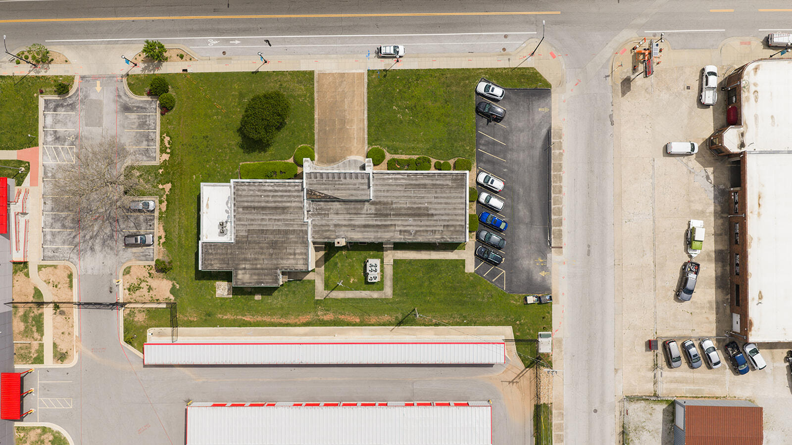 main property photo 43