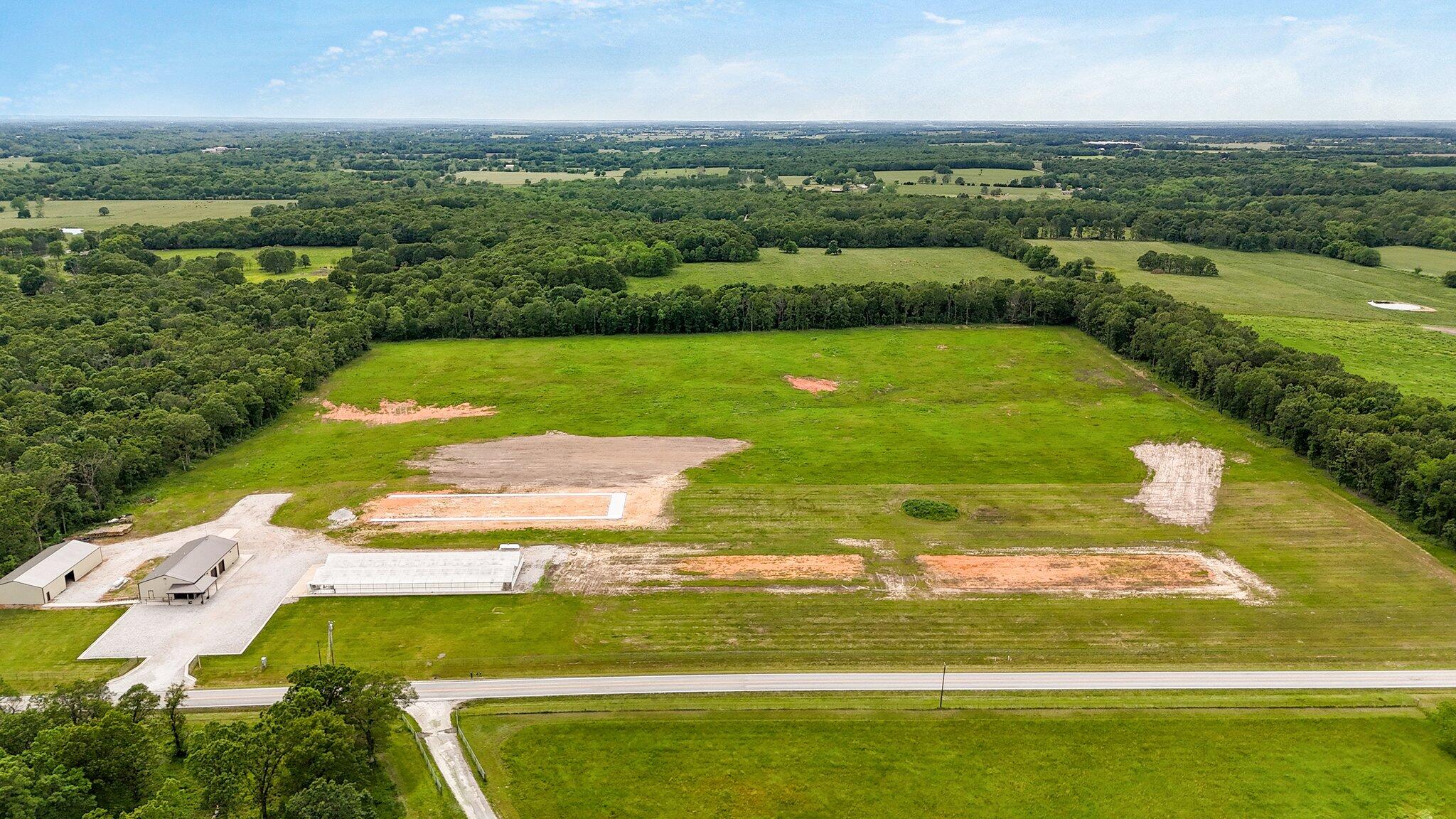 main property photo 13