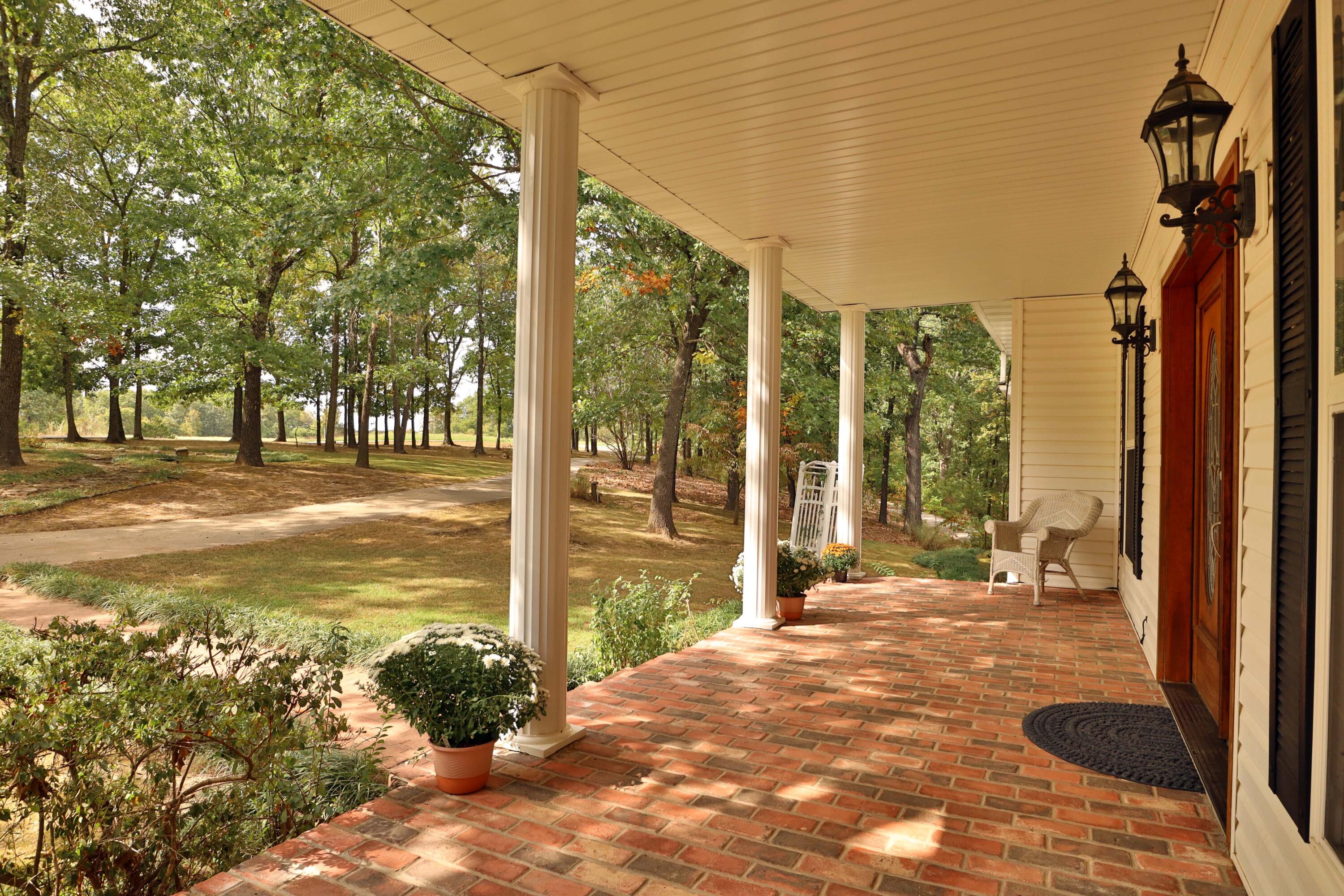 main property photo 6
