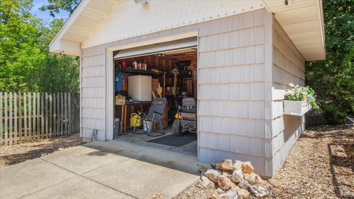 main property photo 57