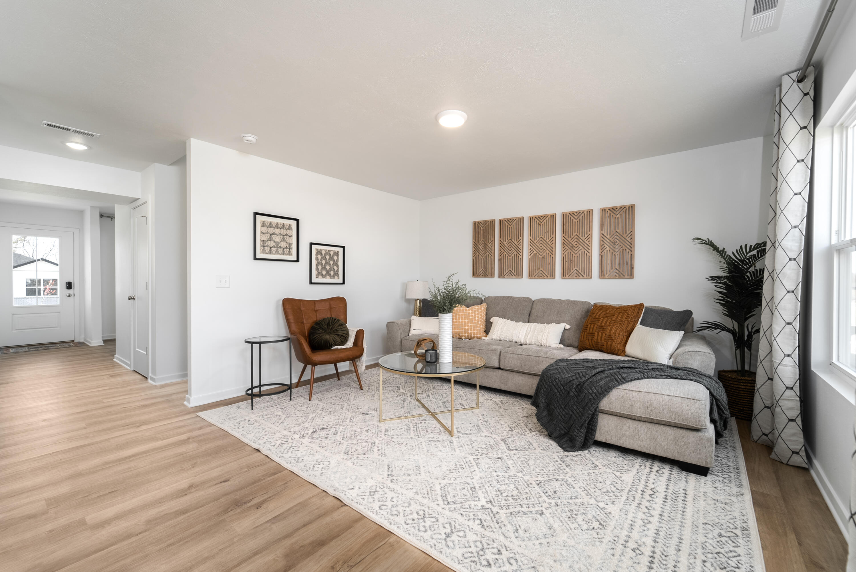 property viewer photo 4
