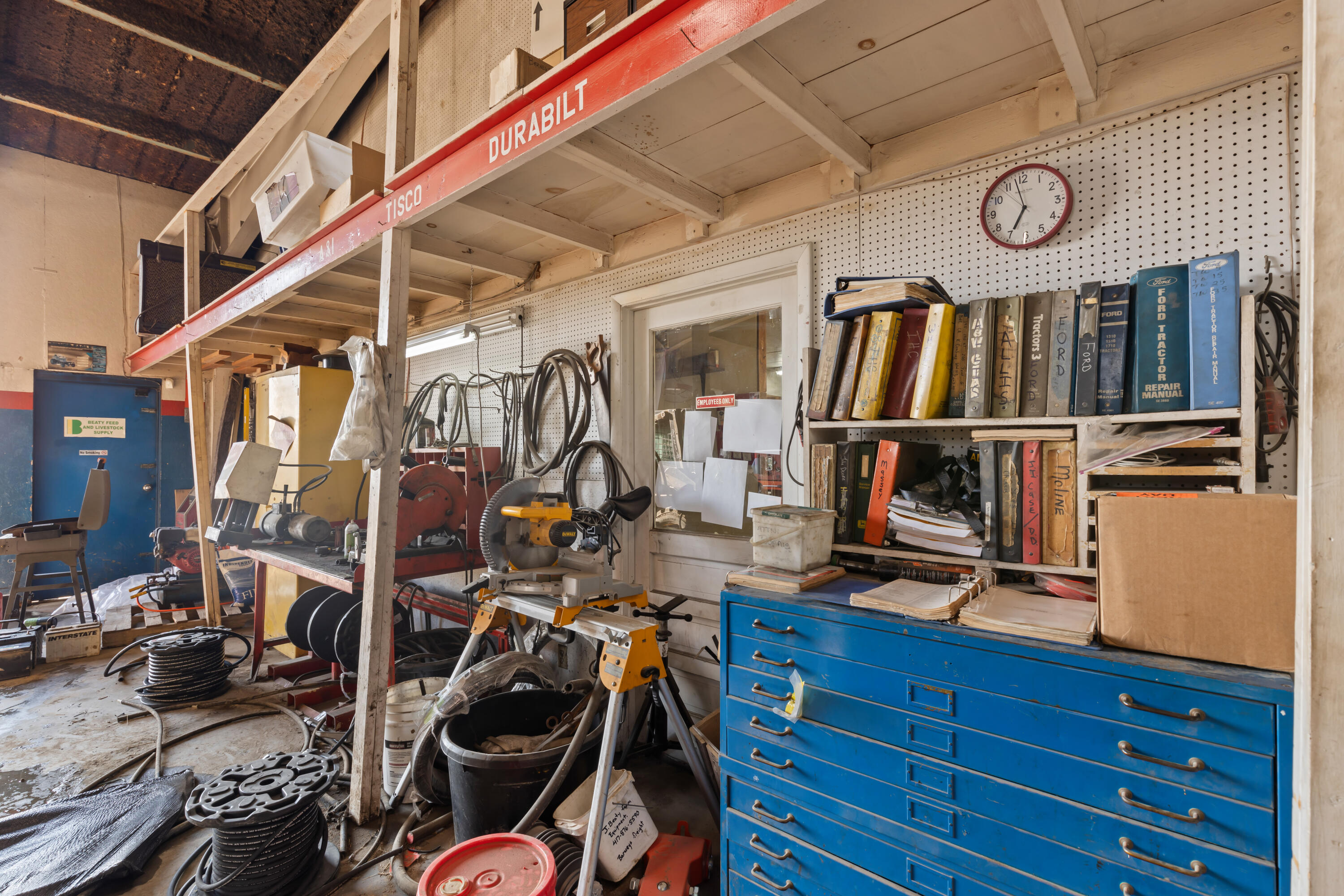 main property photo 17