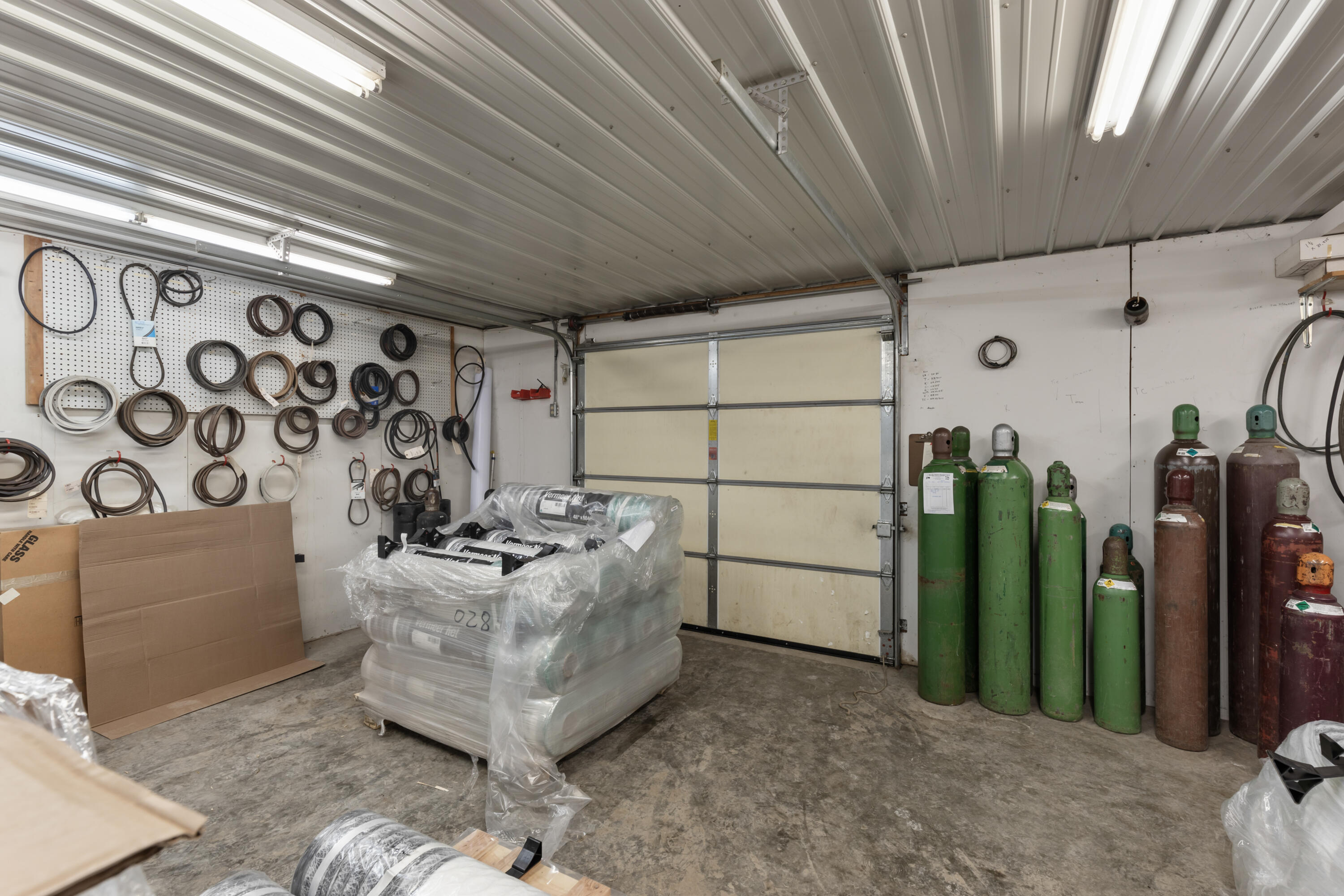 main property photo 47