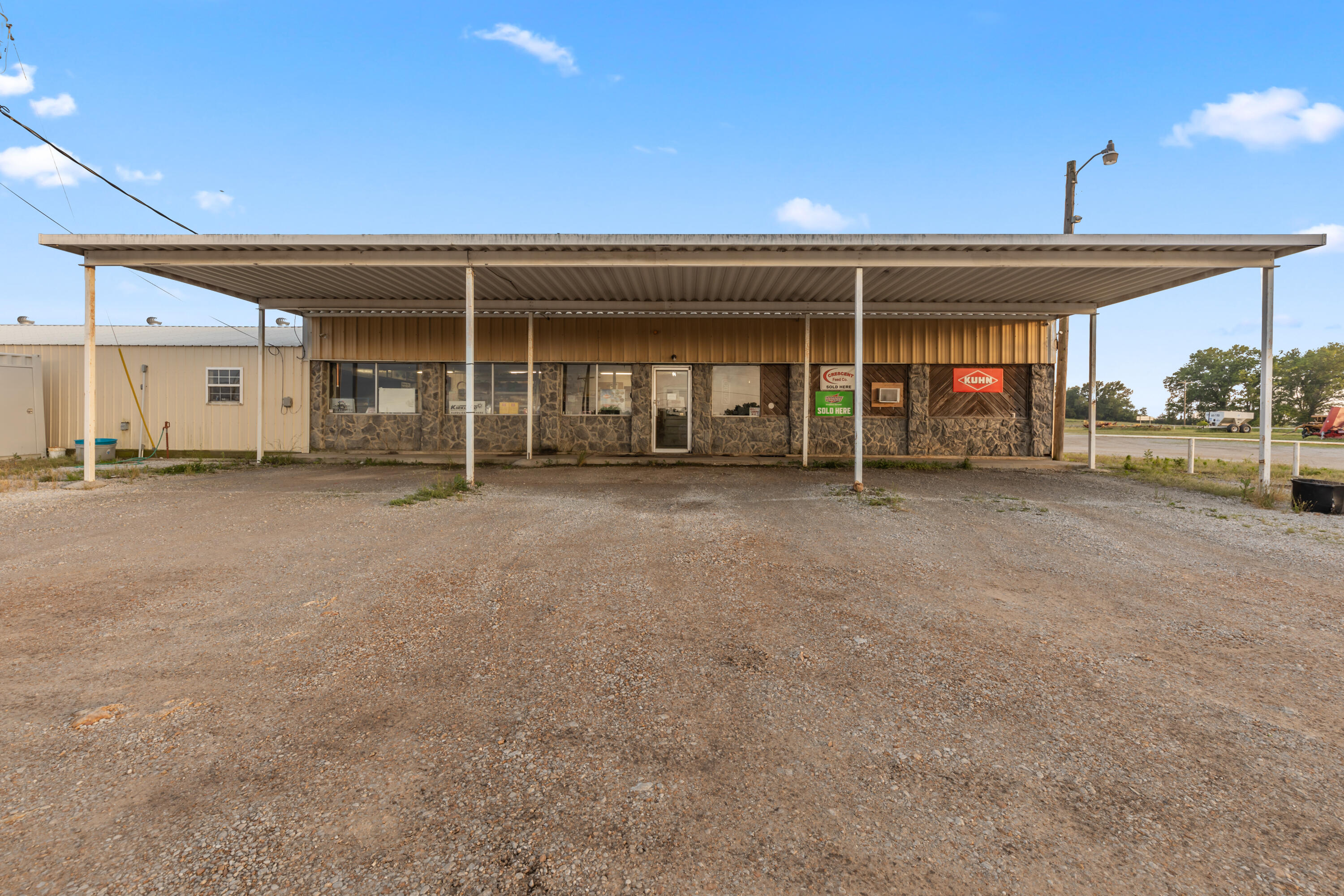 main property photo 49