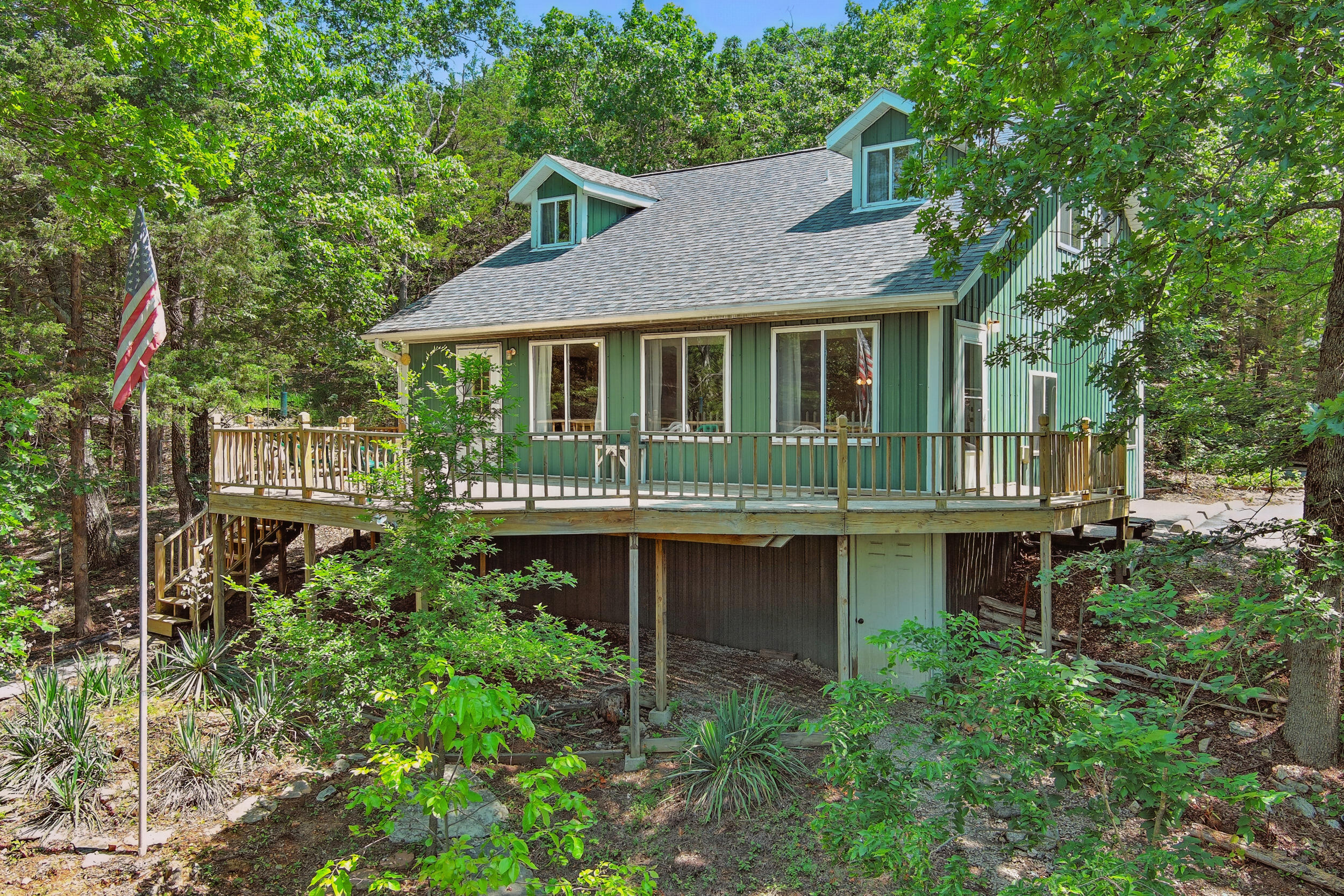 main property photo 0