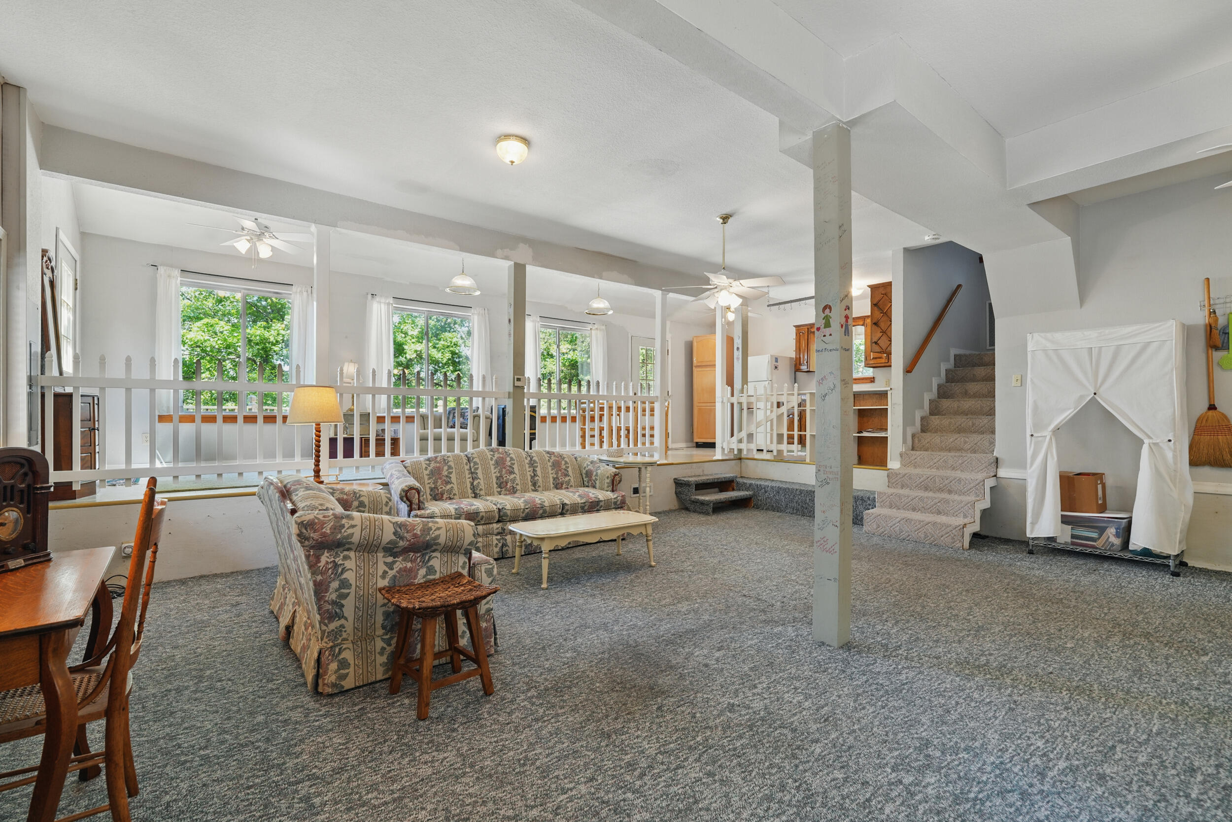 property viewer photo 13