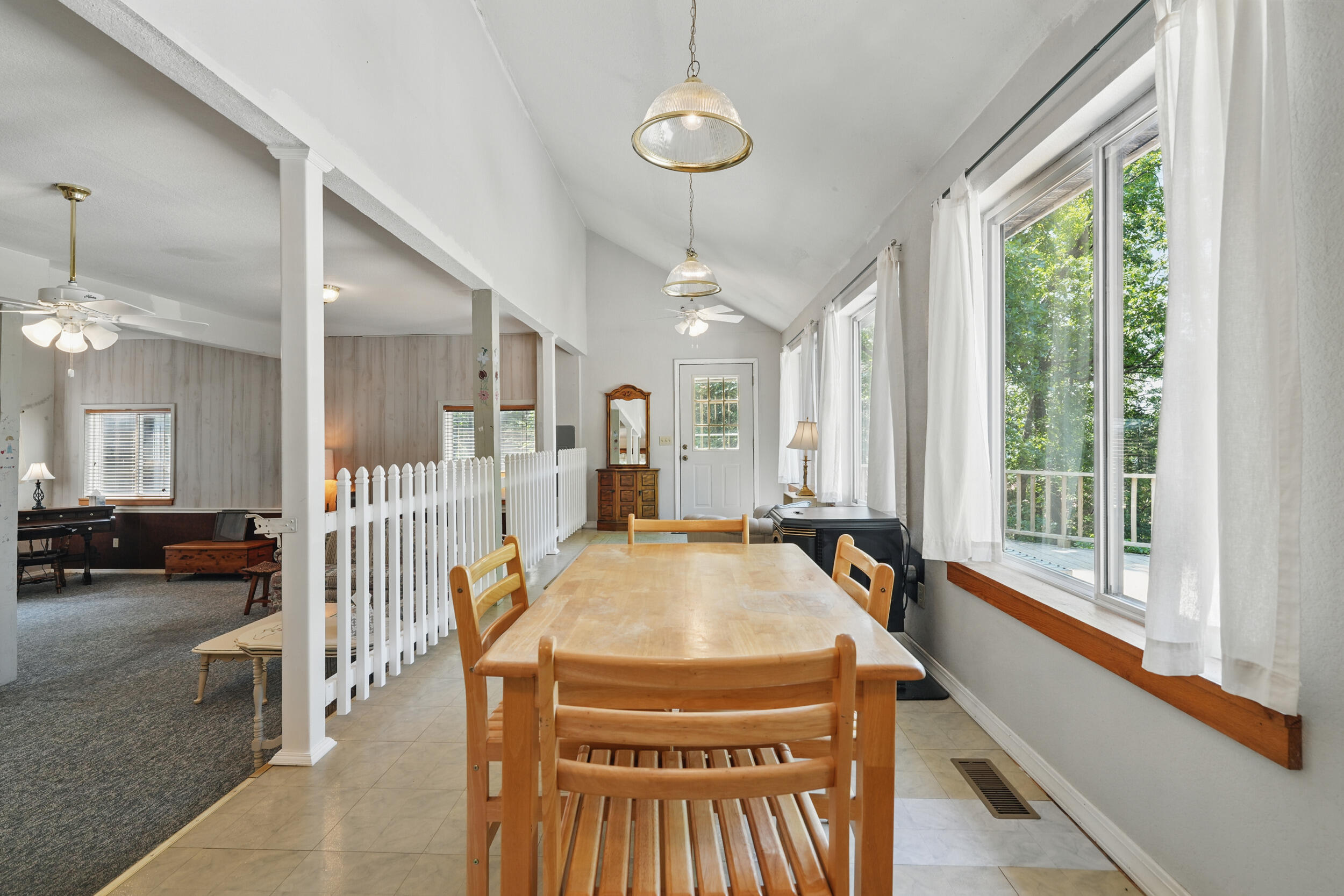 property viewer photo 2