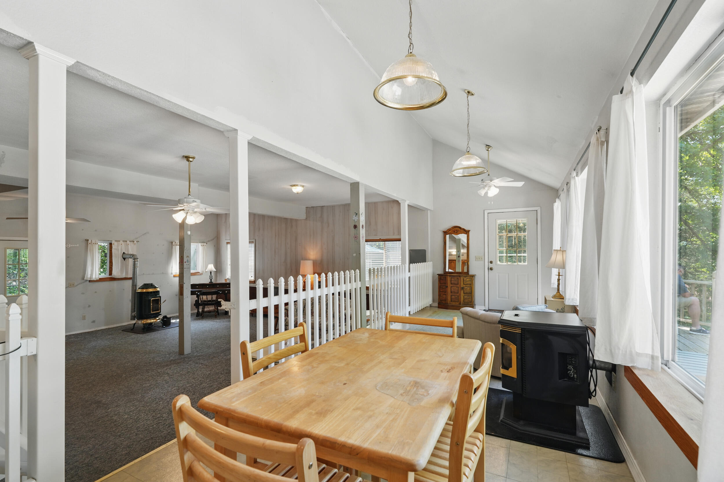 property viewer photo 3