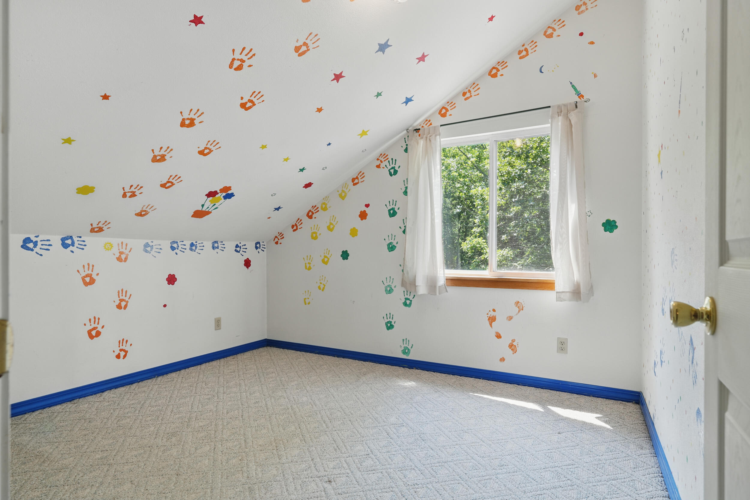 property viewer photo 30