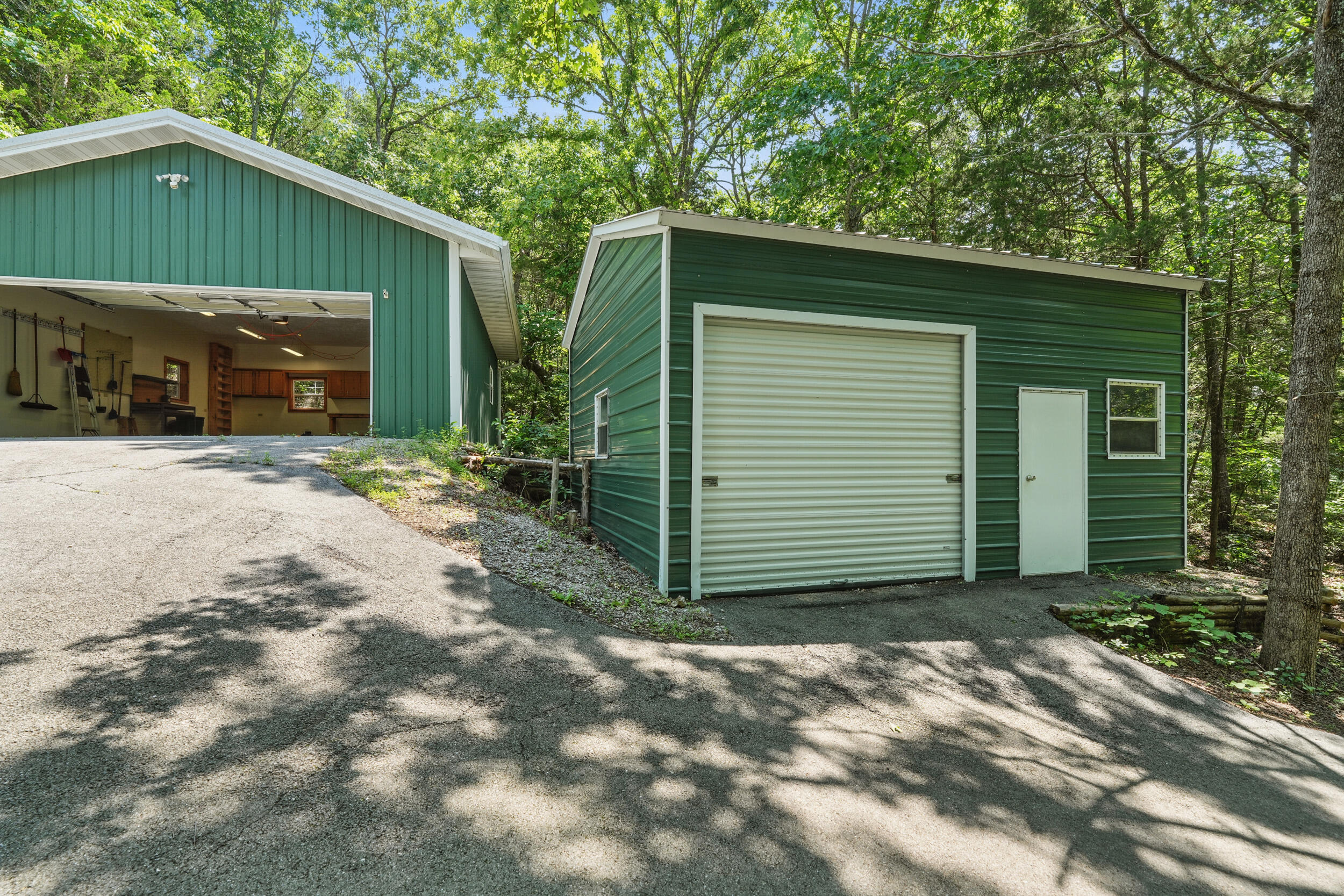 property viewer photo 38