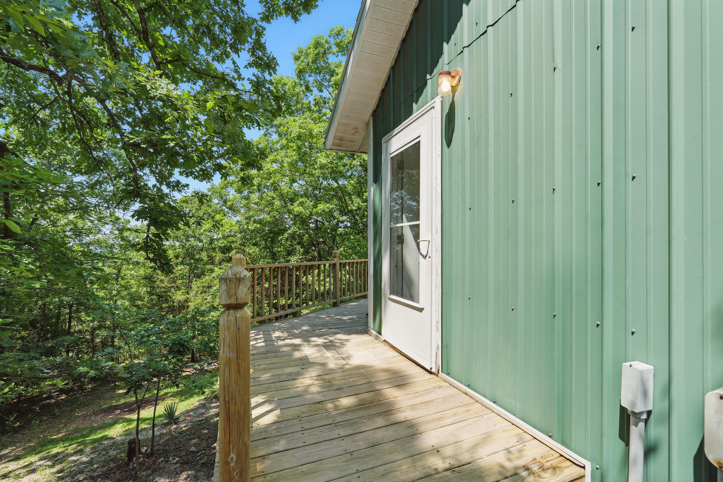 property viewer photo 45