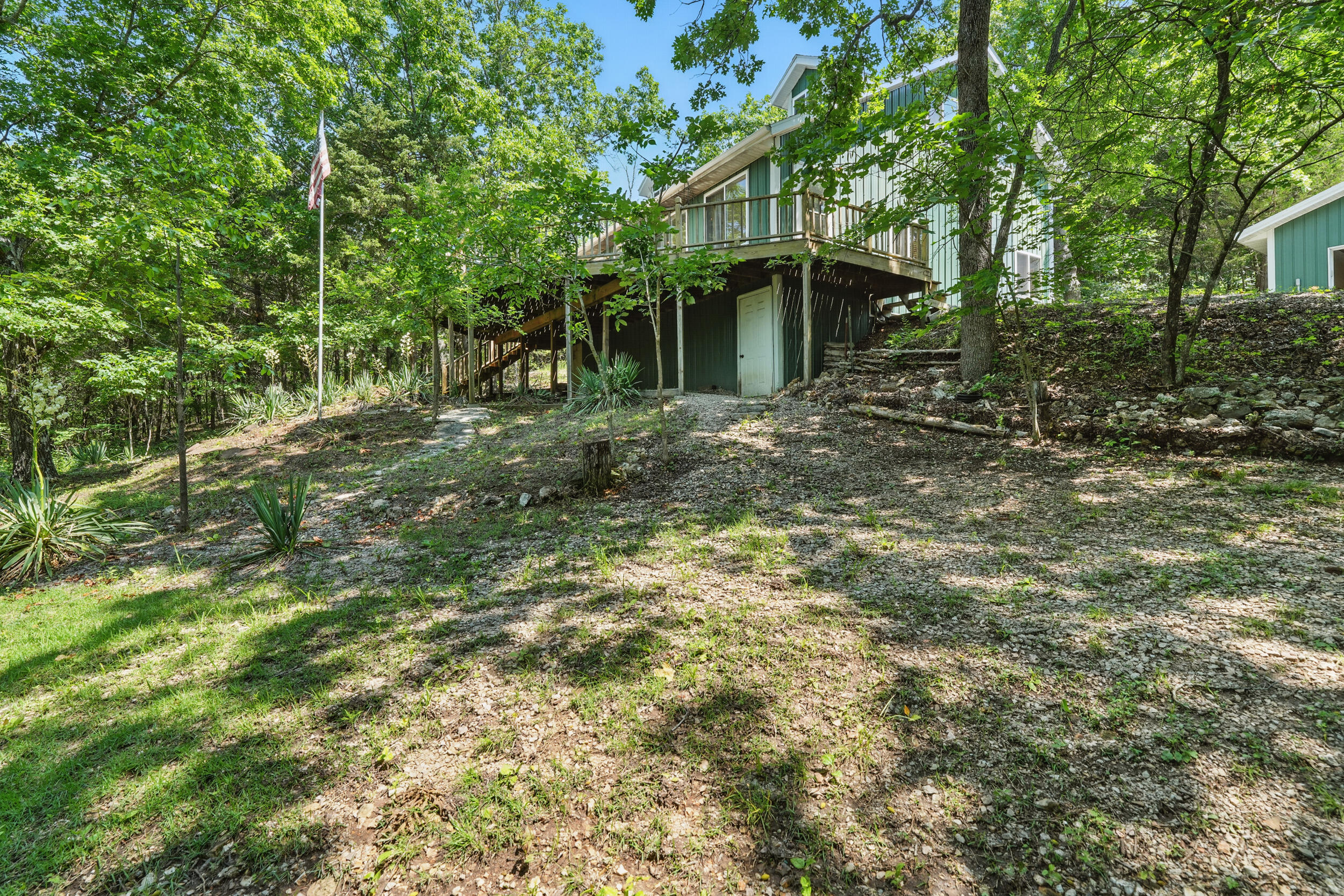 property viewer photo 47