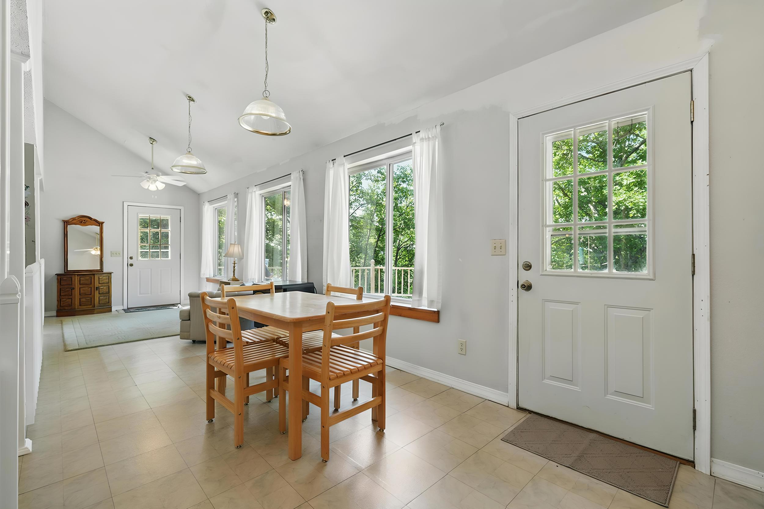 property viewer photo 5